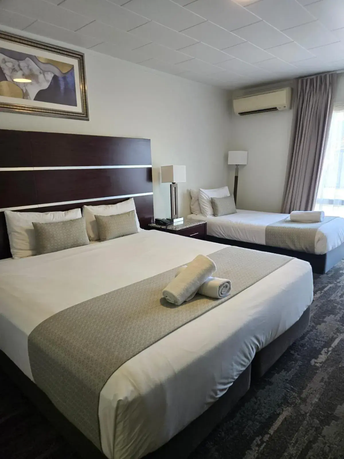 Bed in Airport Gateway Hotel Bed in Airport Gateway Hotel