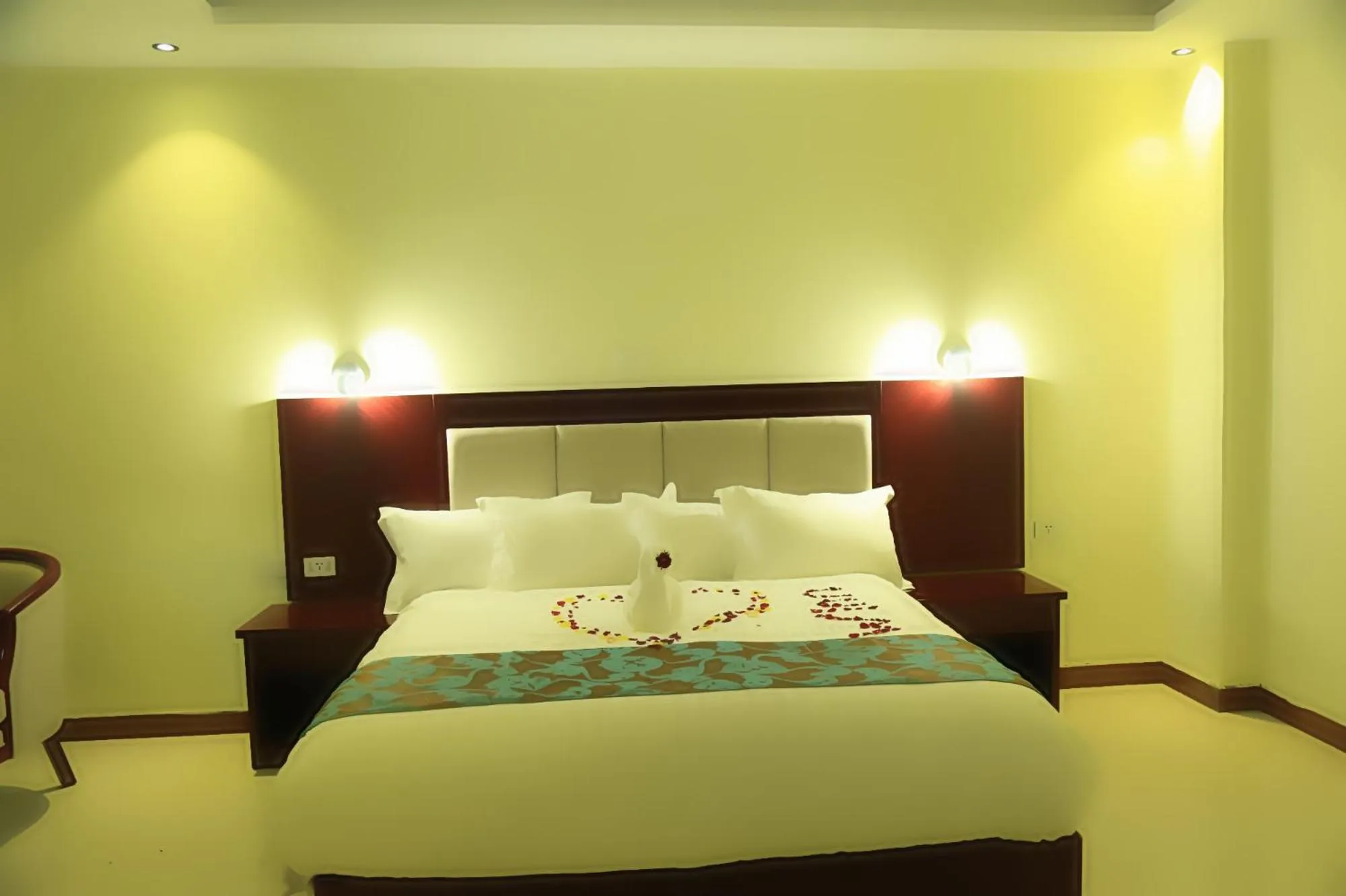 Bed in Winn Hotel - Bahir Dar