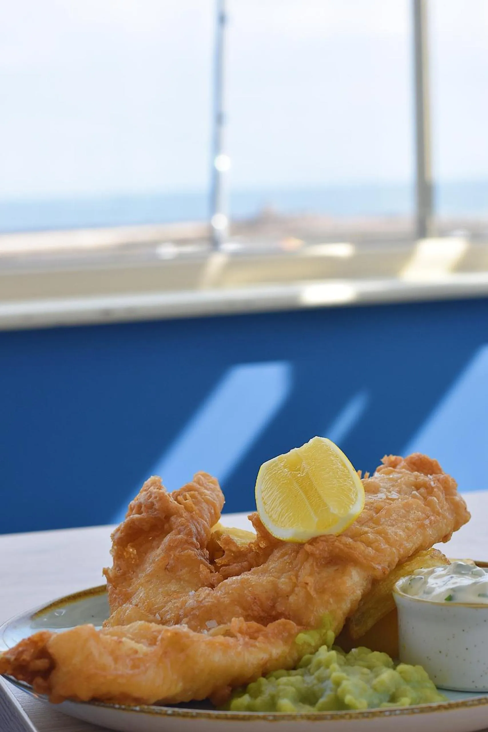 Food and drinks in The Olde Ship Inn