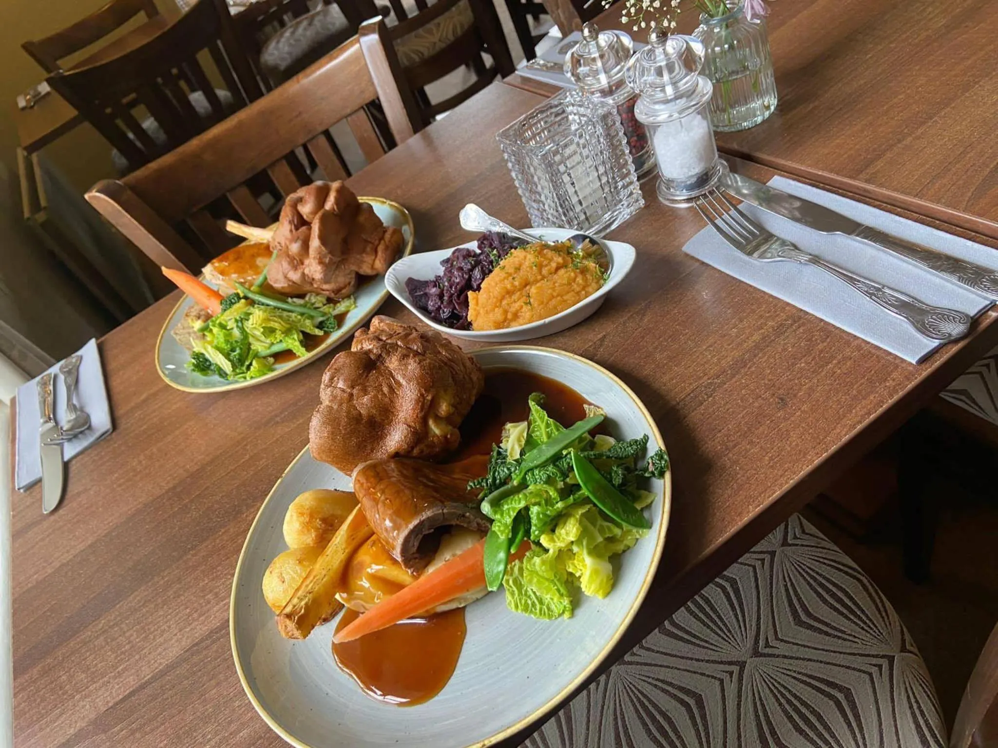 Food and drinks in The Olde Ship Inn