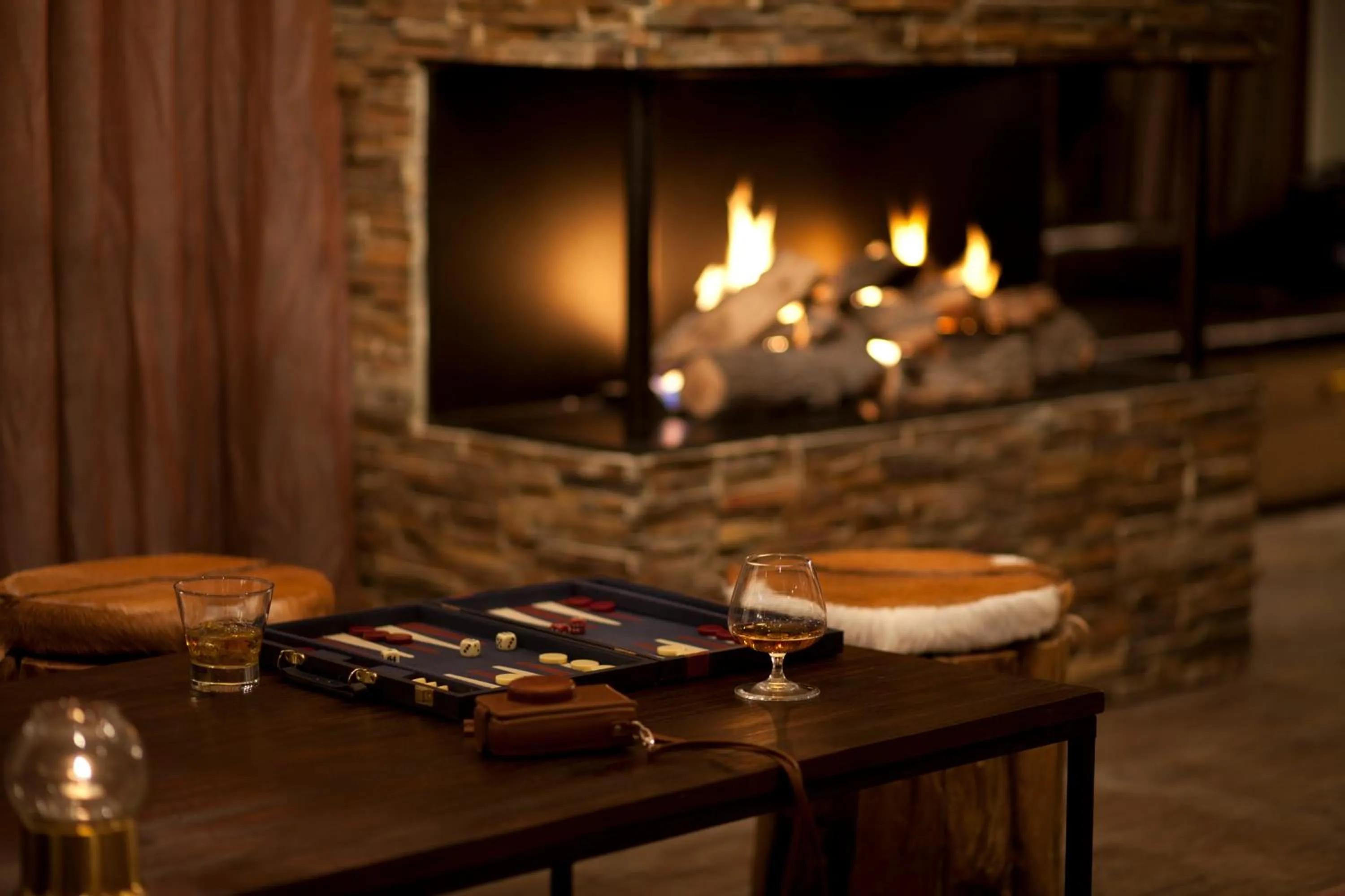 Lounge or bar in Langley Hôtel Tango