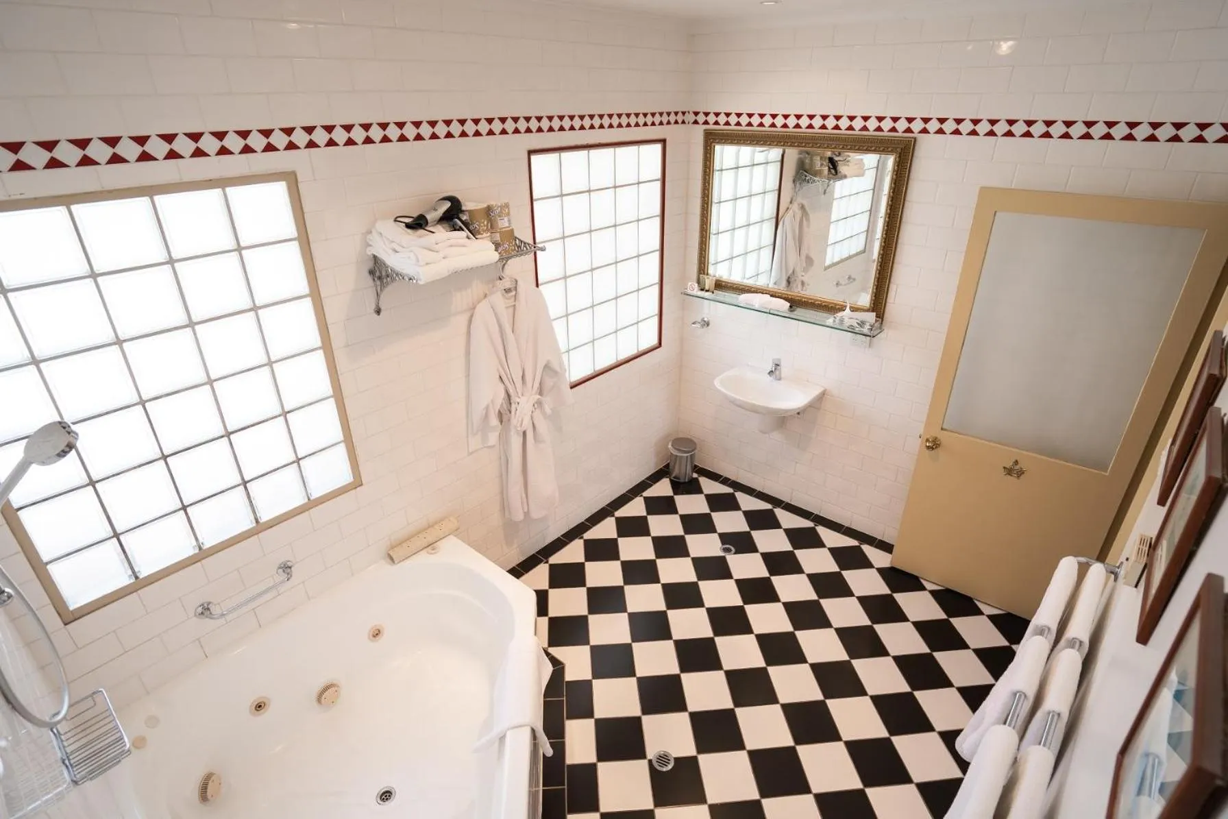 Shower in Fire Station Inn