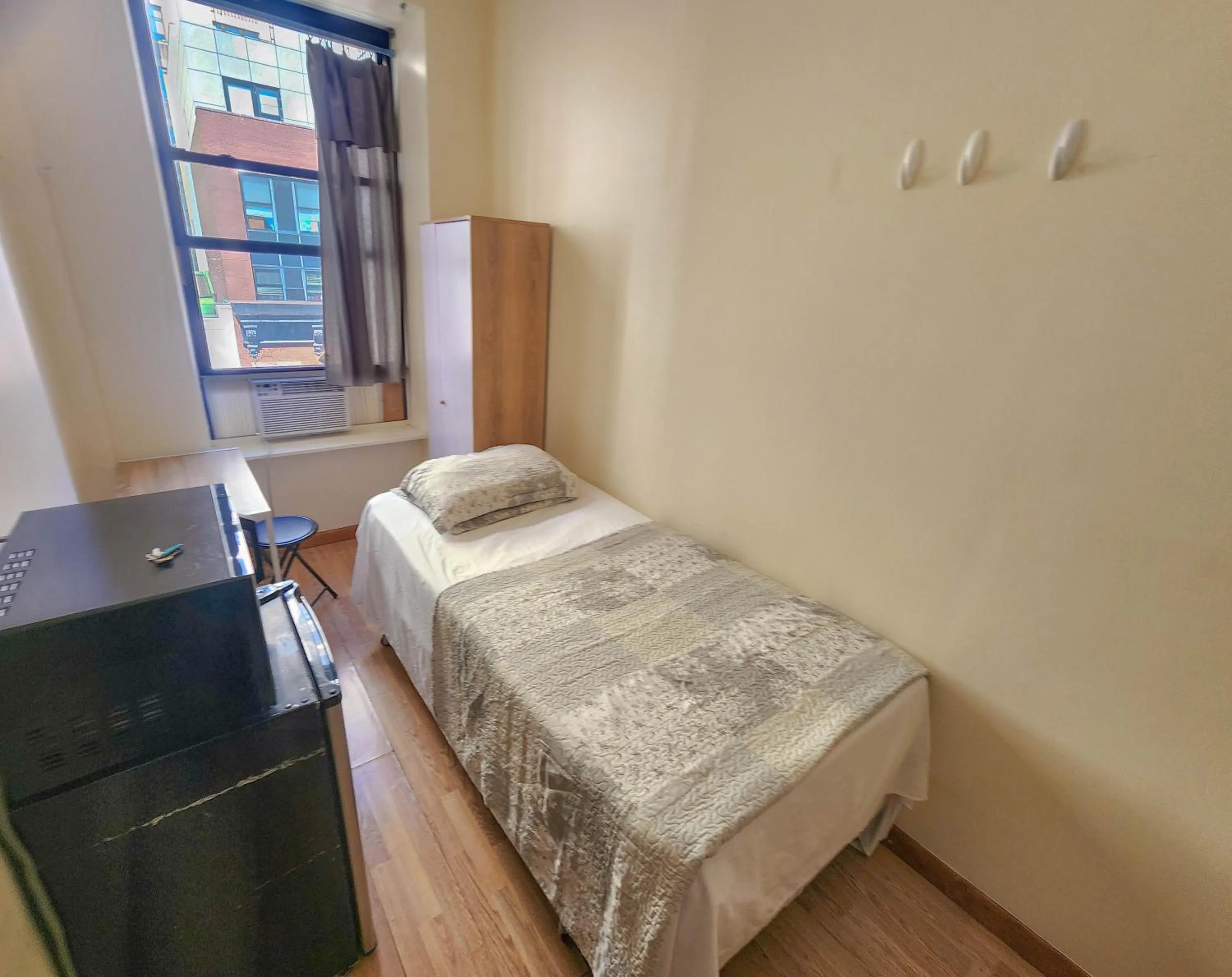 West 30th Street Guest House