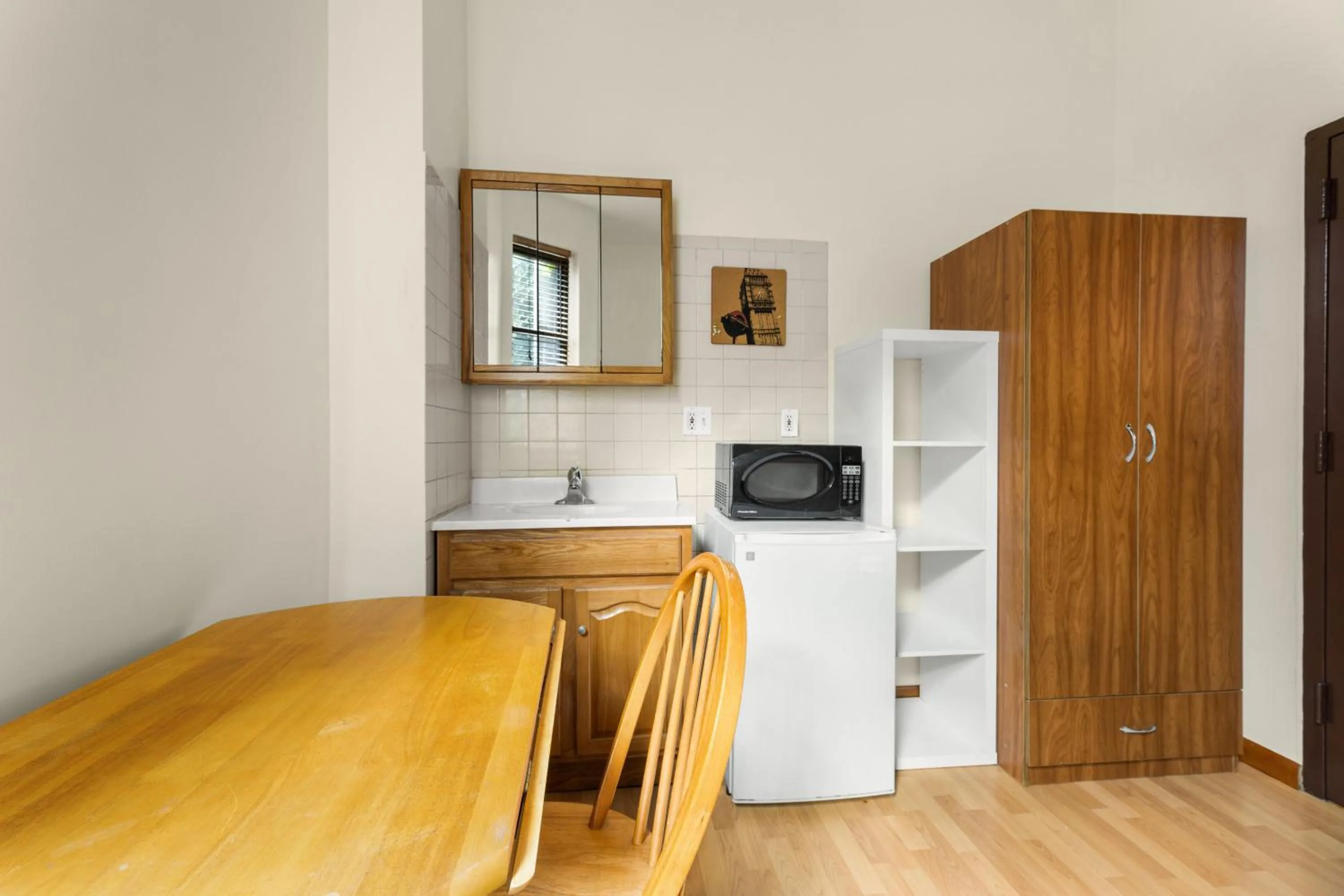 Dining area in West 30th Street Guest House