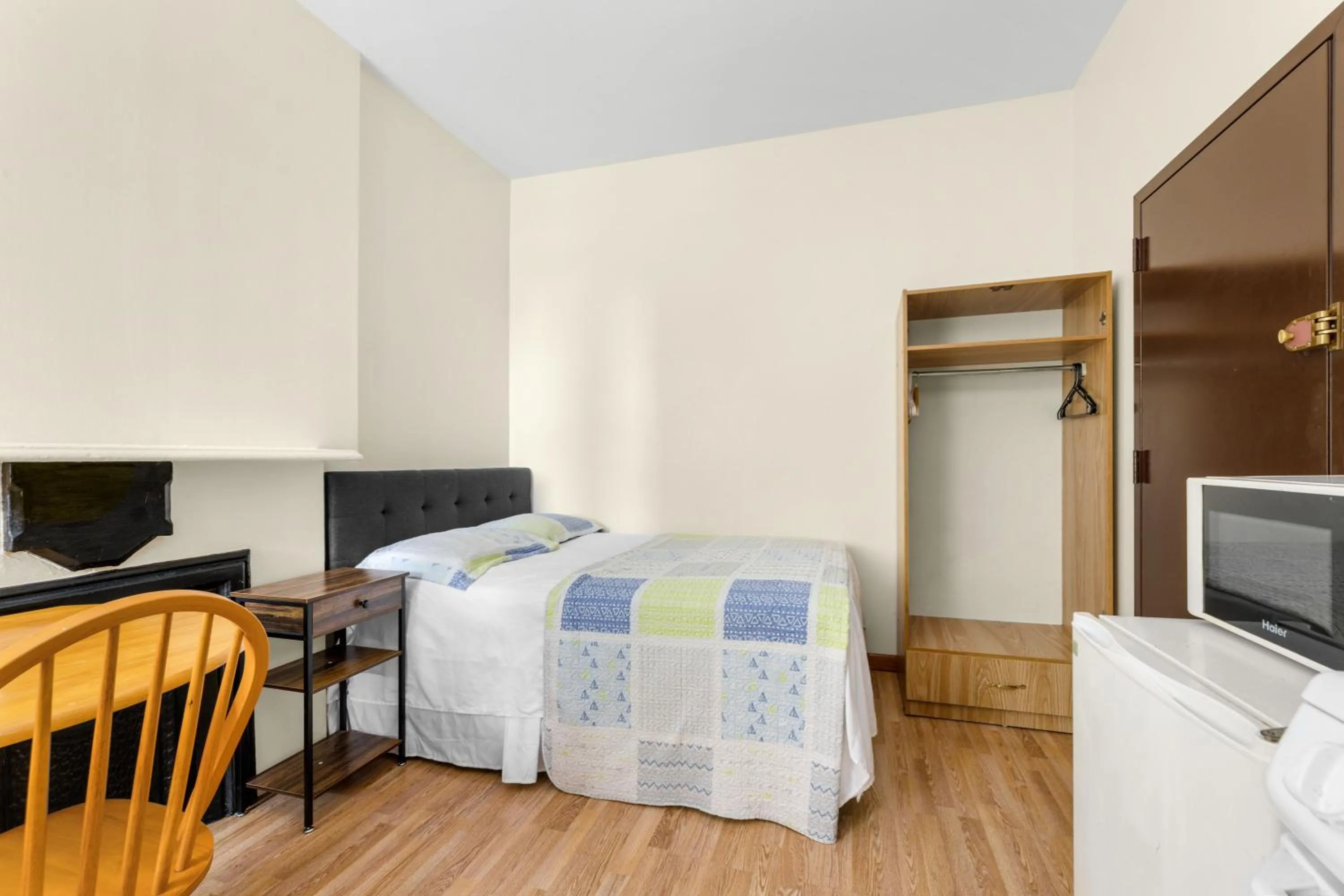 Bed in West 30th Street Guest House