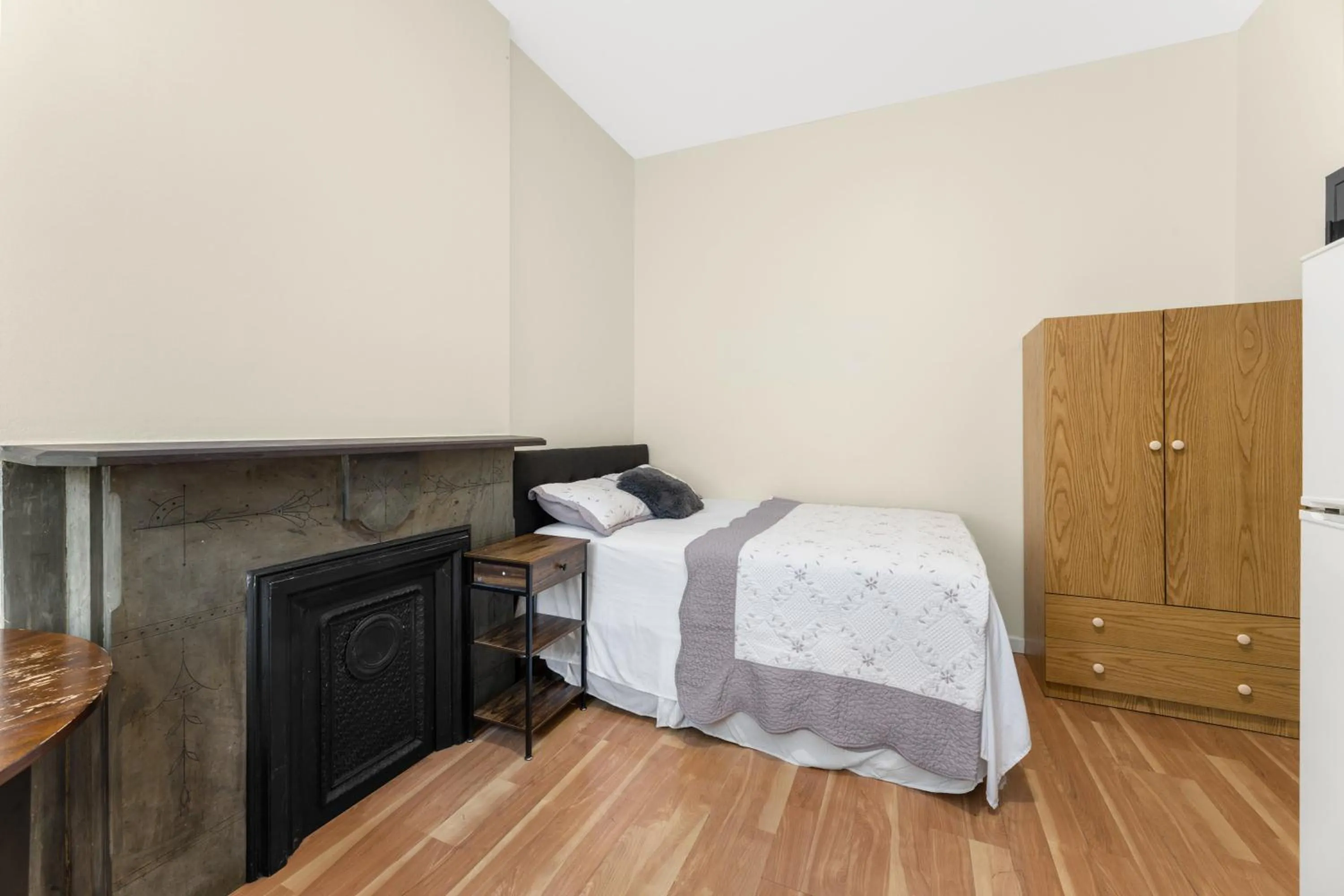 Bed in West 30th Street Guest House