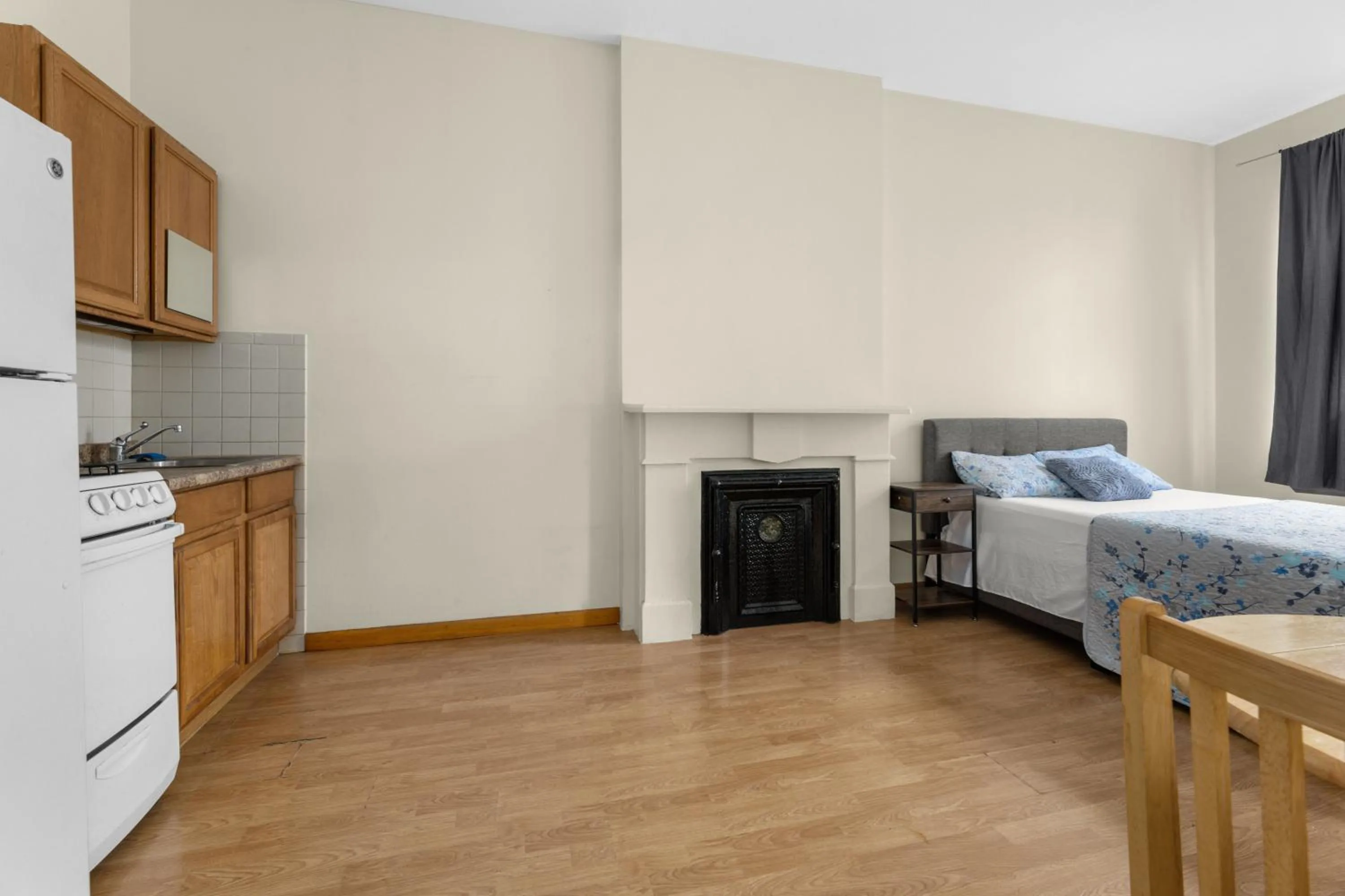 Kitchen or kitchenette in West 30th Street Guest House