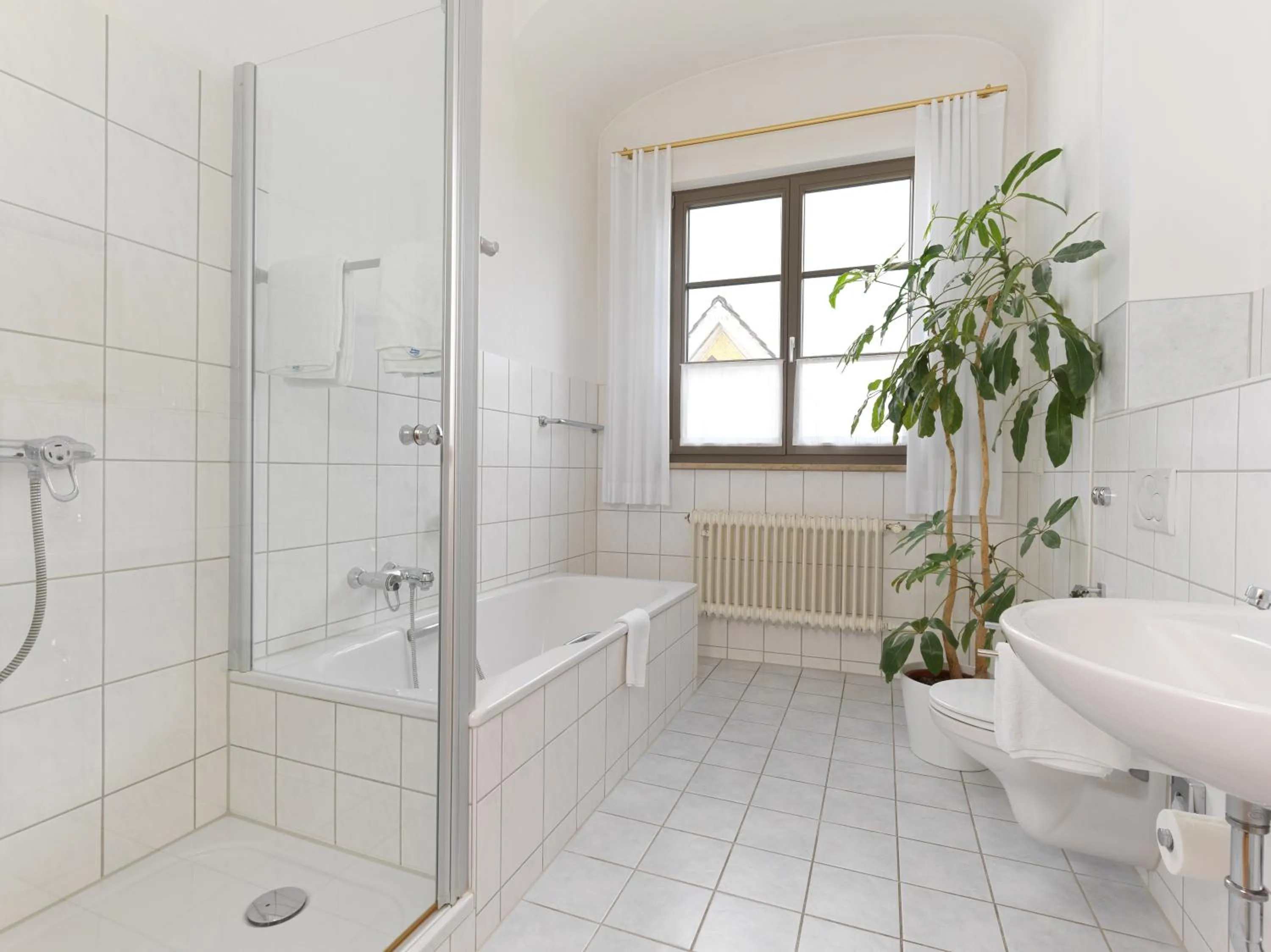 Bathroom in Lodner Hotel Drei Mohren