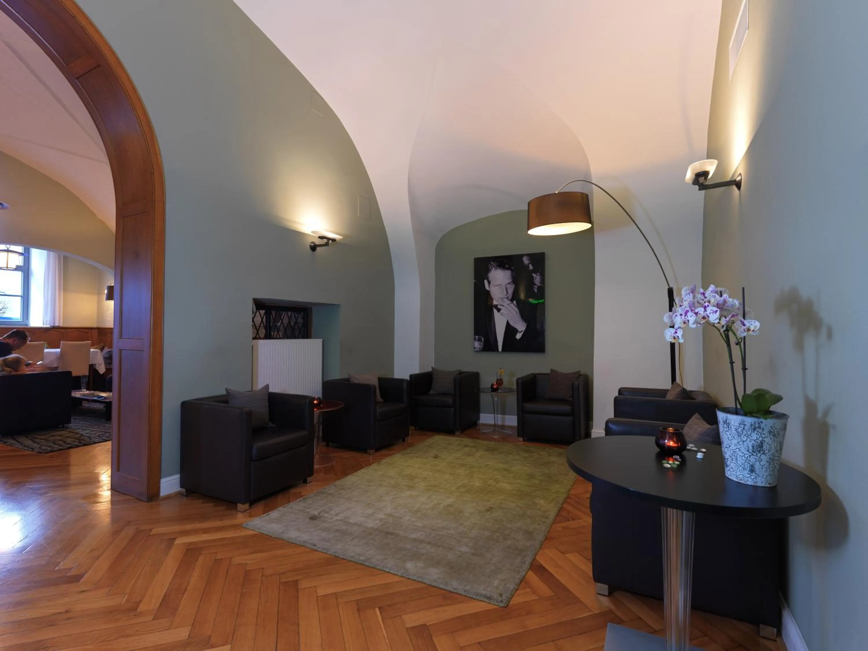 Lounge or bar in Lodner Hotel Drei Mohren