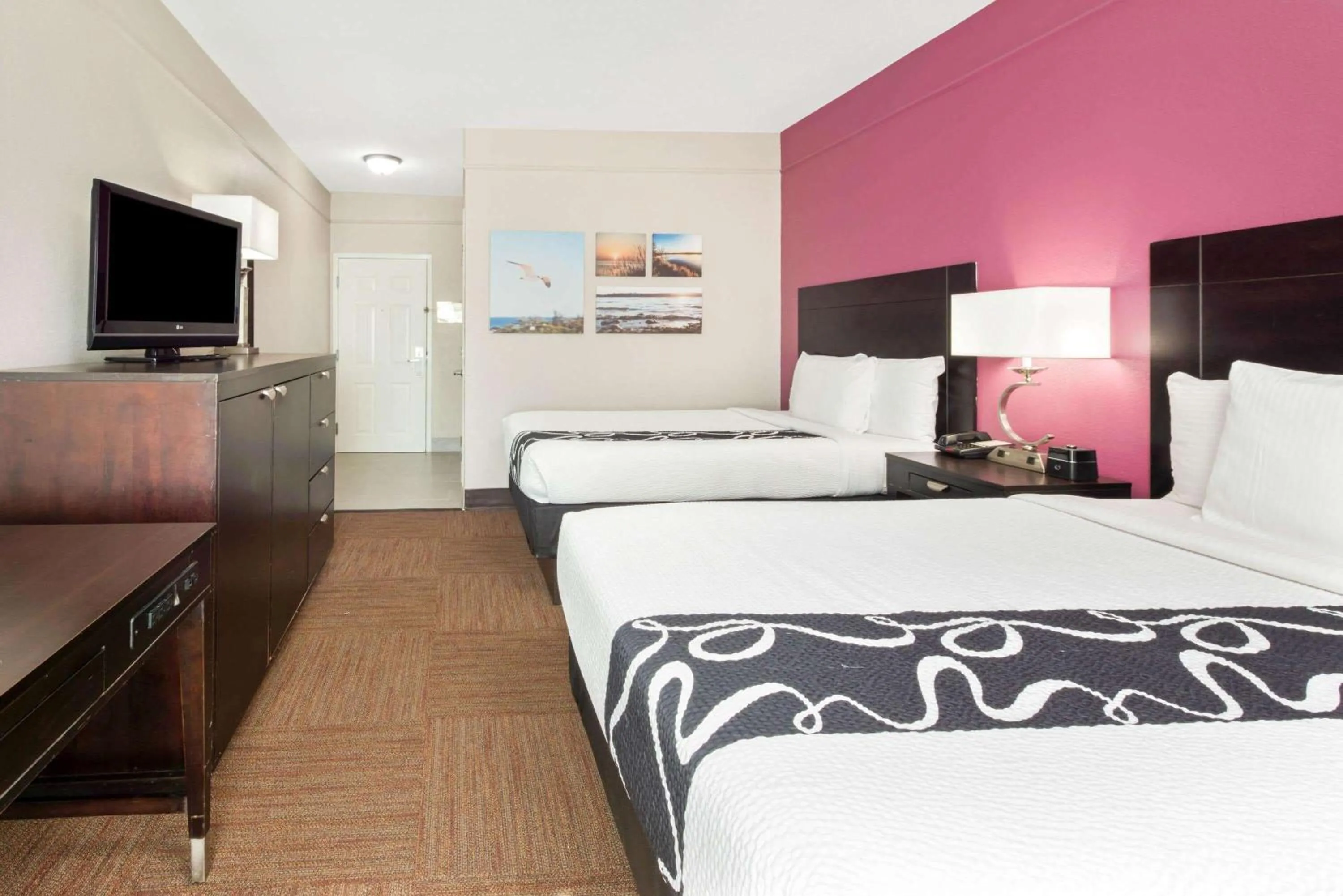 Bed in La Quinta by Wyndham Winnie