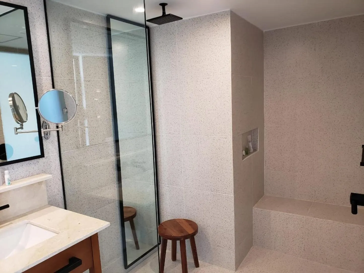 Photo of the whole room in Mex Hoteles