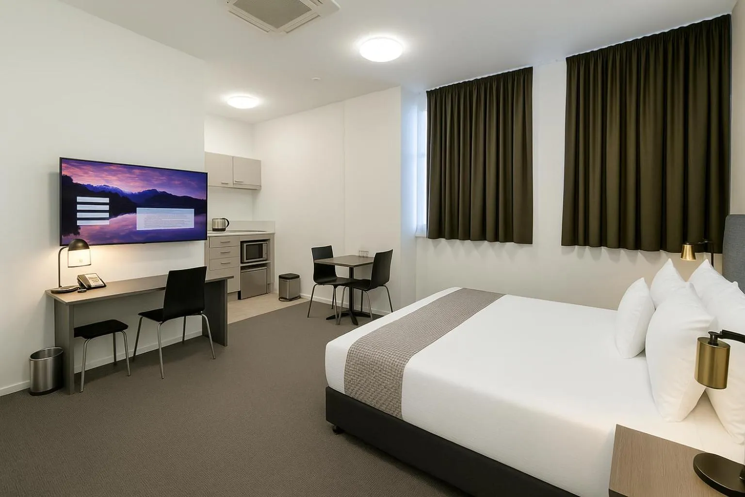 Bedroom, Bed in Quest New Plymouth CBD Apartment Hotel