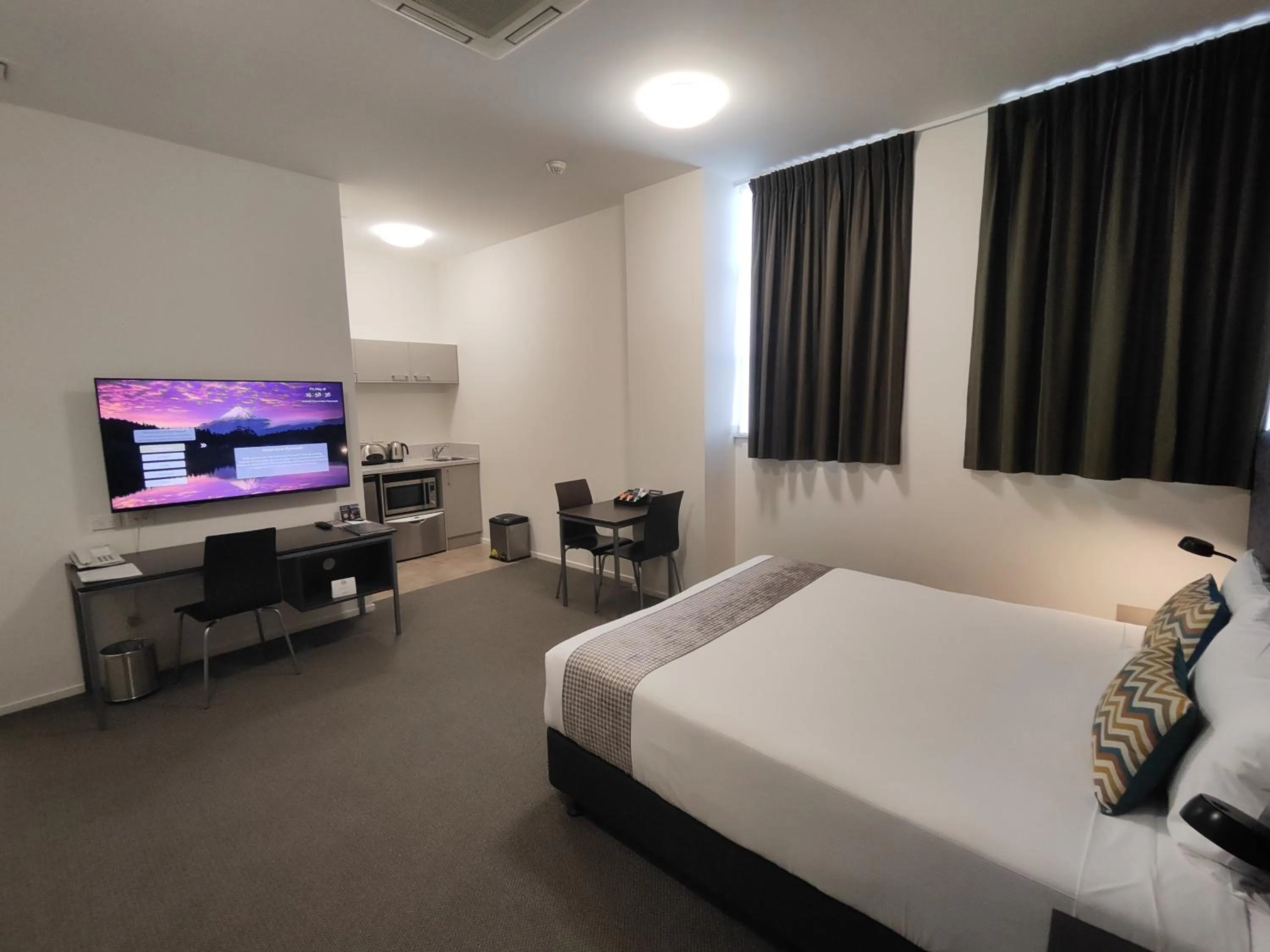 Bed in Quest New Plymouth CBD Apartment Hotel