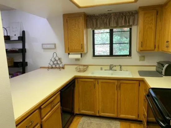 Property building in Rr-interlaken 13