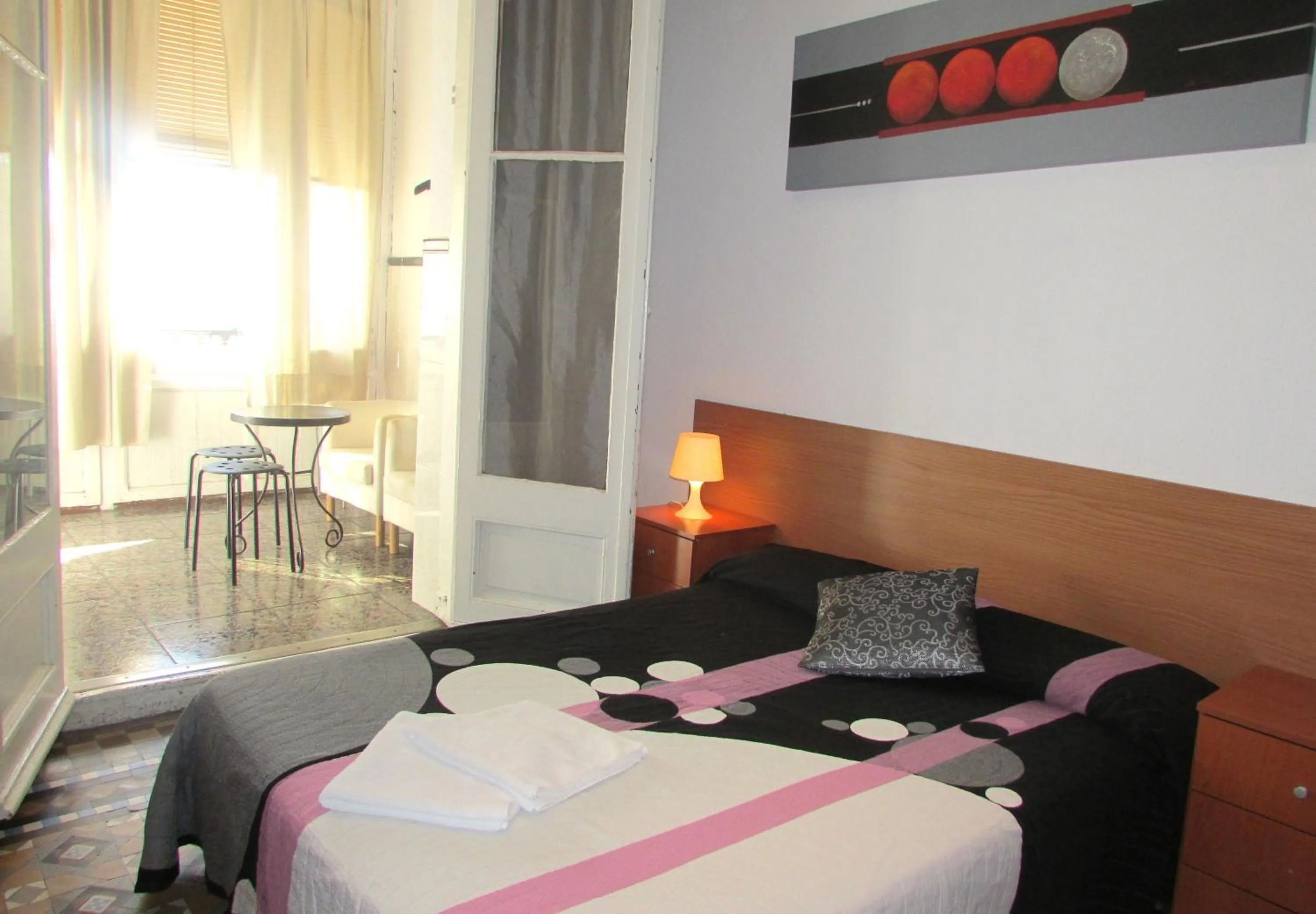 Bedroom, Bed in Hostal Lima