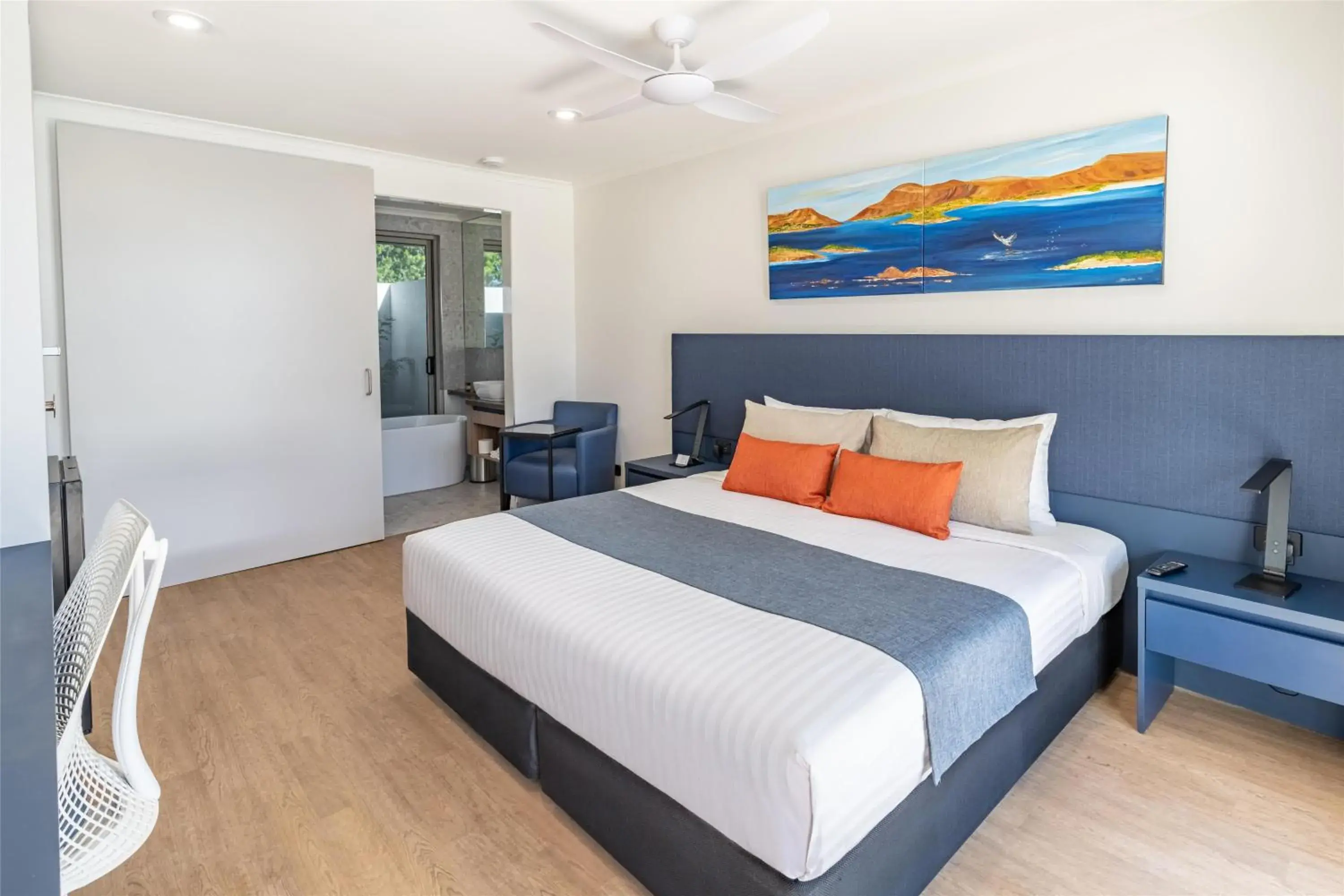 Photo of the whole room, Bed in Best Western Cambridge Hotel Kununurra Photo of the whole room, Bed in Best Western Cambridge Hotel Kununurra