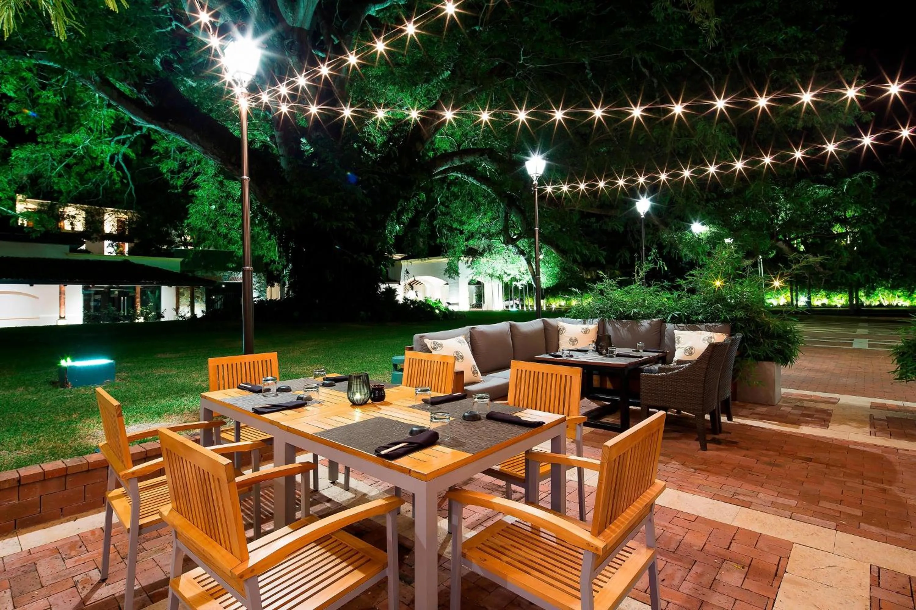 Restaurant/places to eat in The Buenaventura Golf & Beach Resort, Autograph Collection