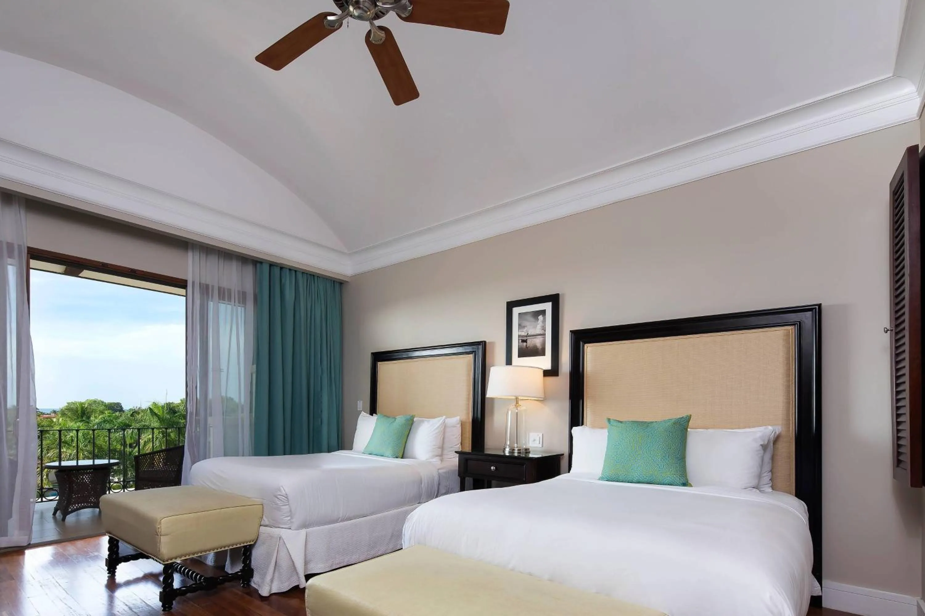 Swimming pool, Bed in The Buenaventura Golf & Beach Resort, Autograph Collection