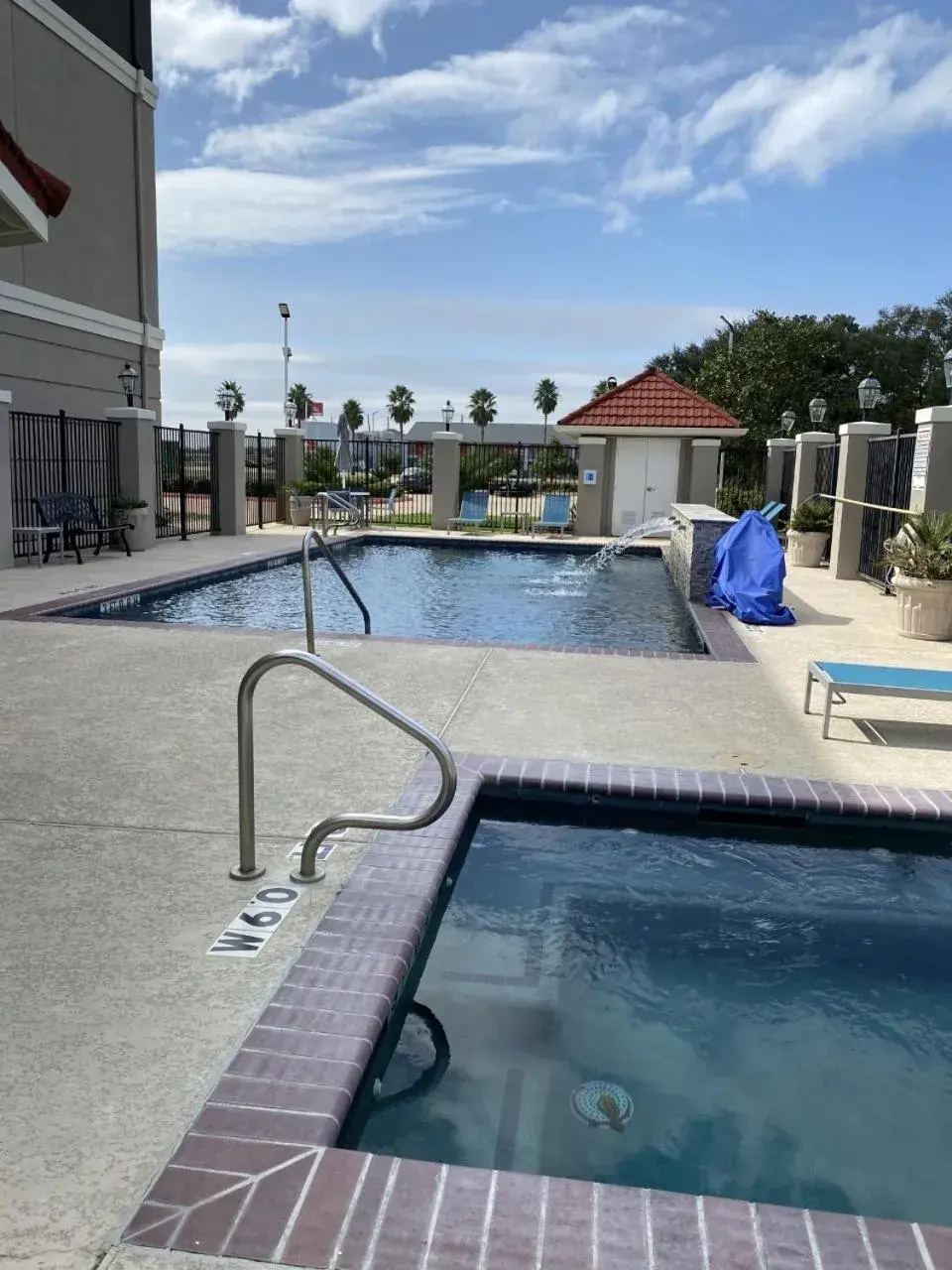Swimming pool in La Quinta by Wyndham Rosenberg Swimming pool in La Quinta by Wyndham Rosenberg