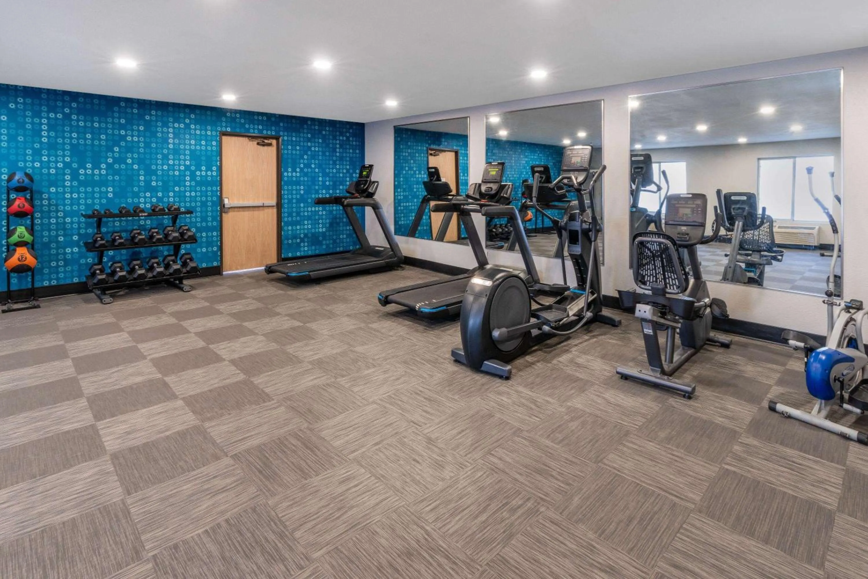 Fitness centre/facilities in La Quinta by Wyndham Roswell