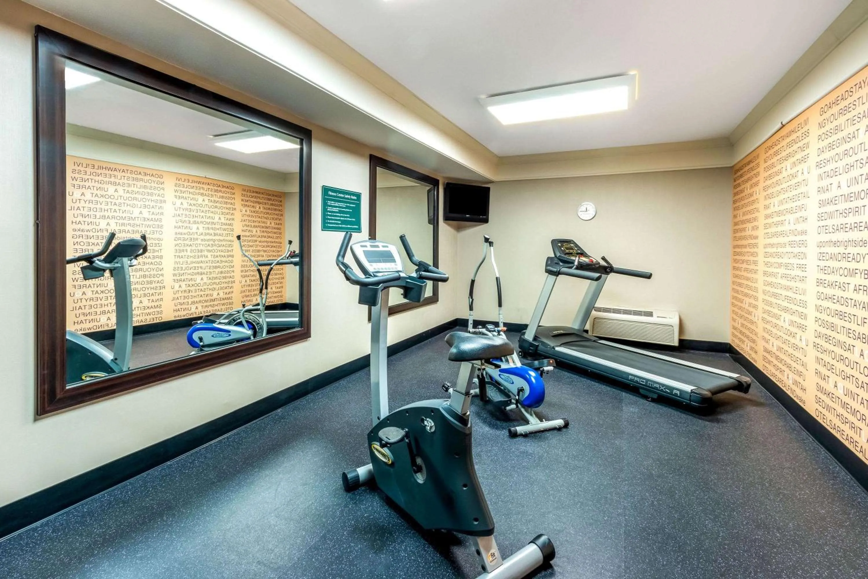 Fitness centre/facilities in La Quinta by Wyndham Roswell