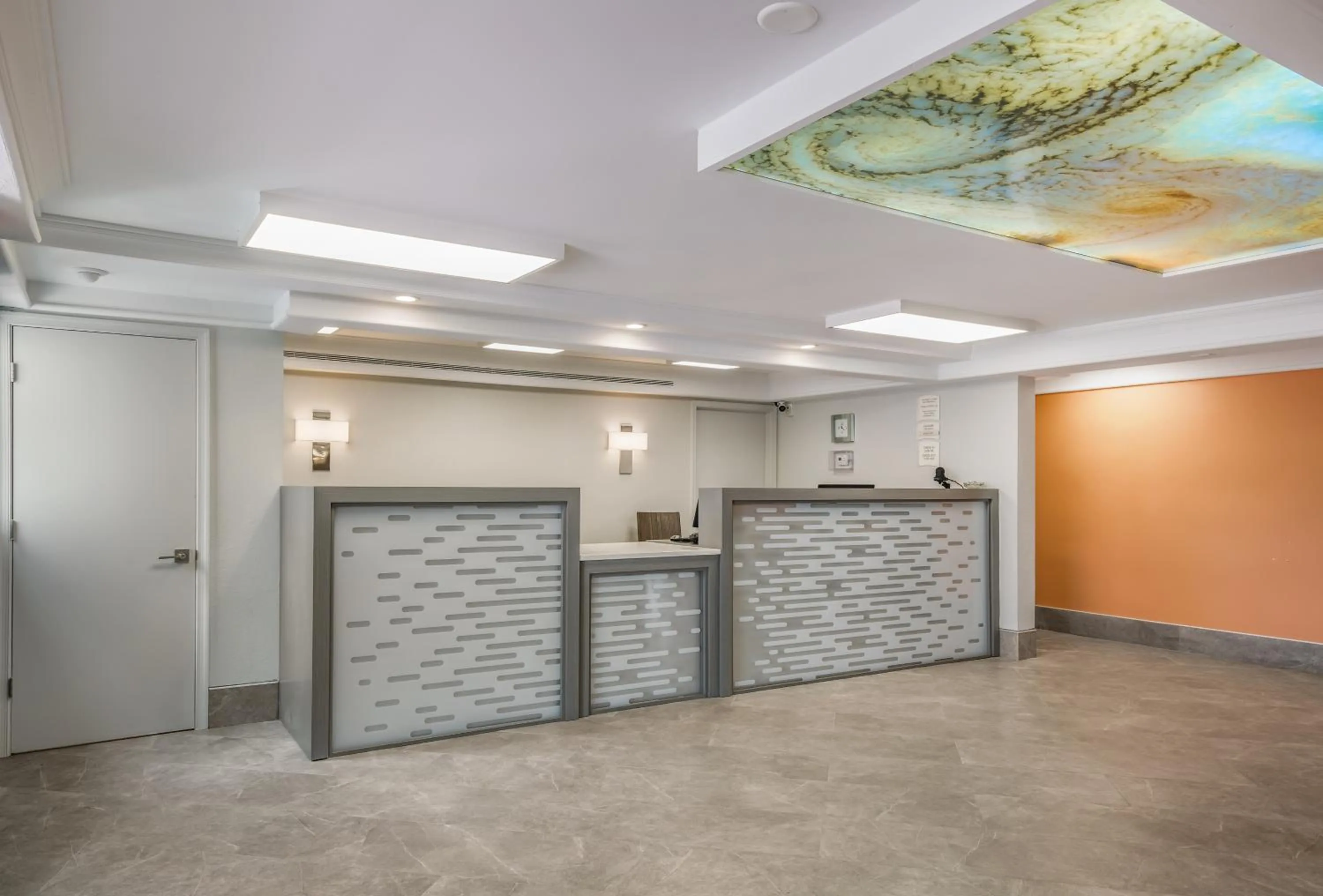 Lobby or reception in Quality Inn Hampton - Newport News