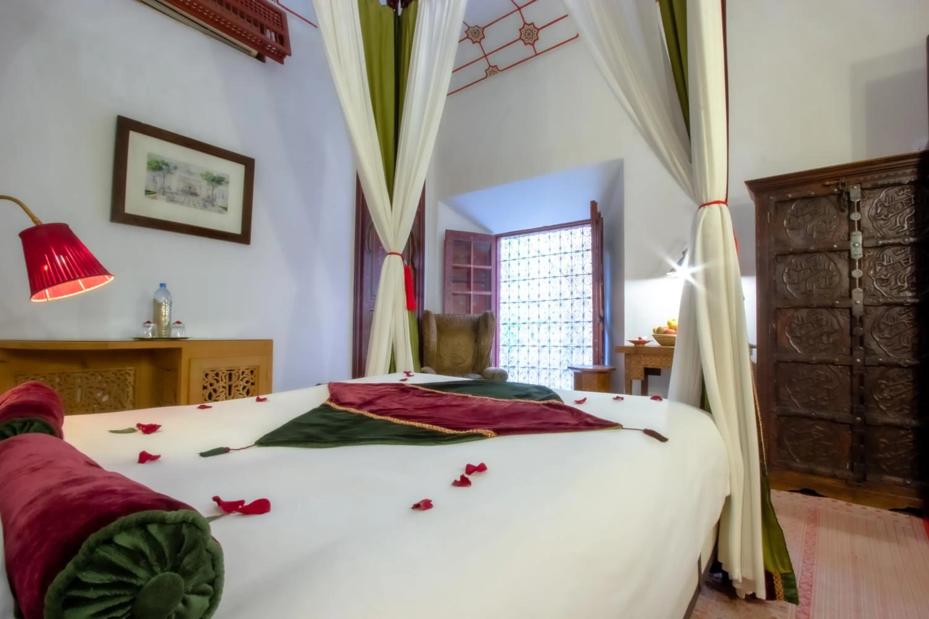 Bedroom, Bed in Riad Kaiss By Anika