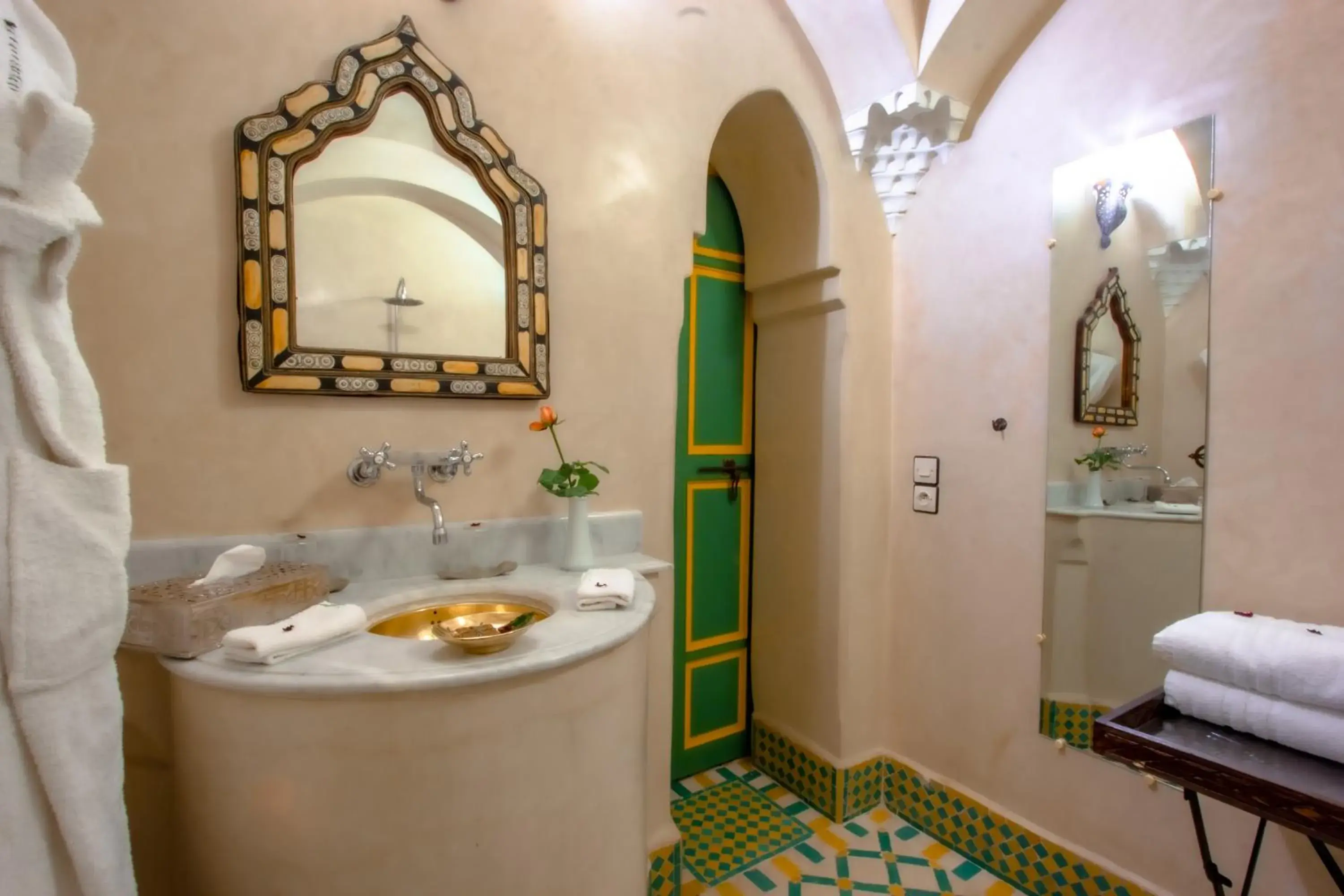Deluxe Twin Room in Riad Kaiss By Anika Deluxe Twin Room in Riad Kaiss By Anika