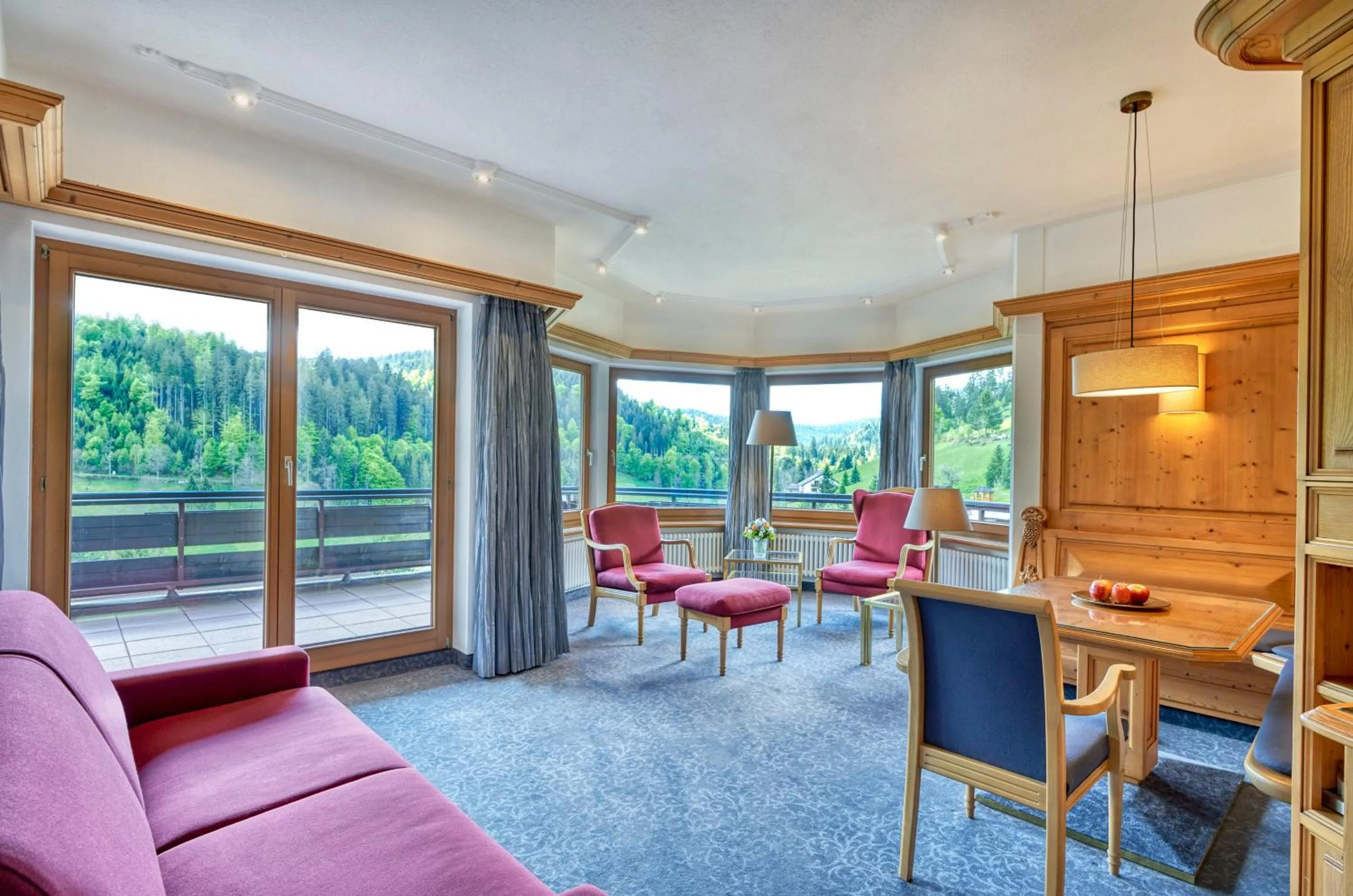 Living room in Hotel Traube Tonbach