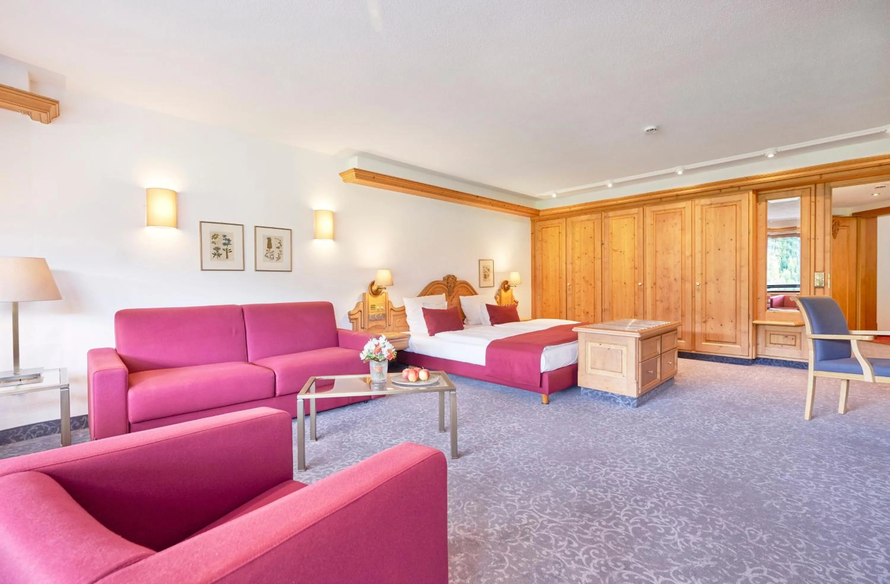 Photo of the whole room, Bed in Hotel Traube Tonbach