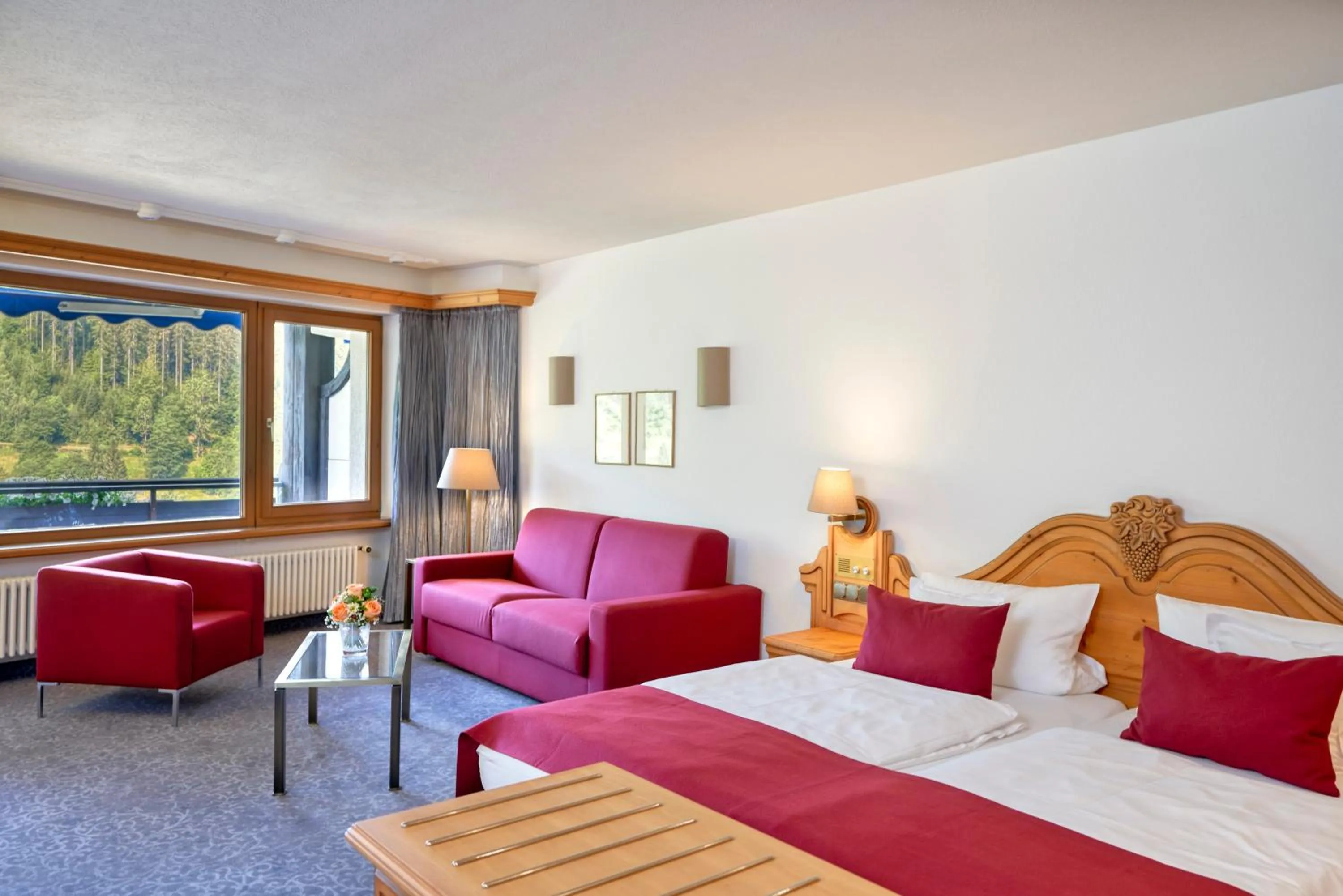 Photo of the whole room, Bed in Hotel Traube Tonbach