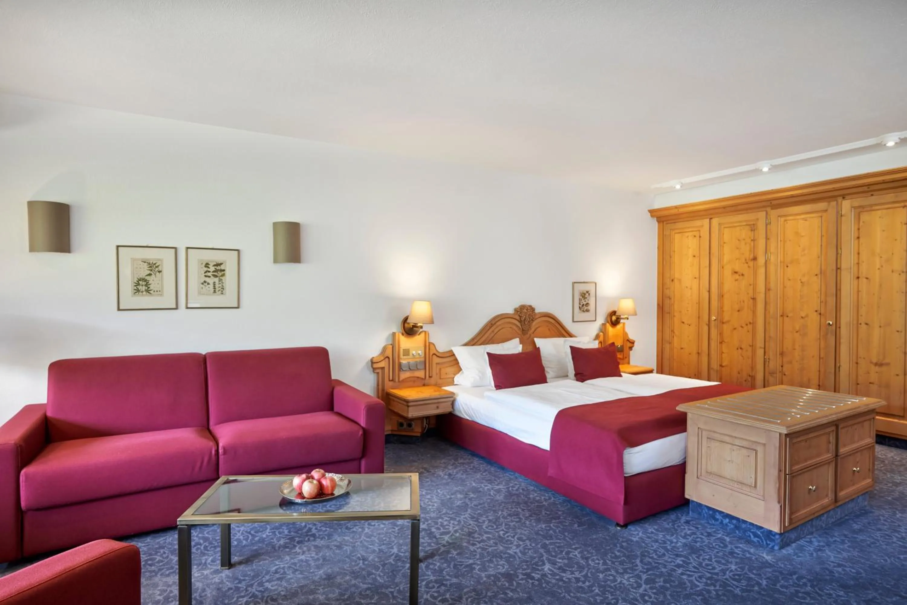 Photo of the whole room, Bed in Hotel Traube Tonbach