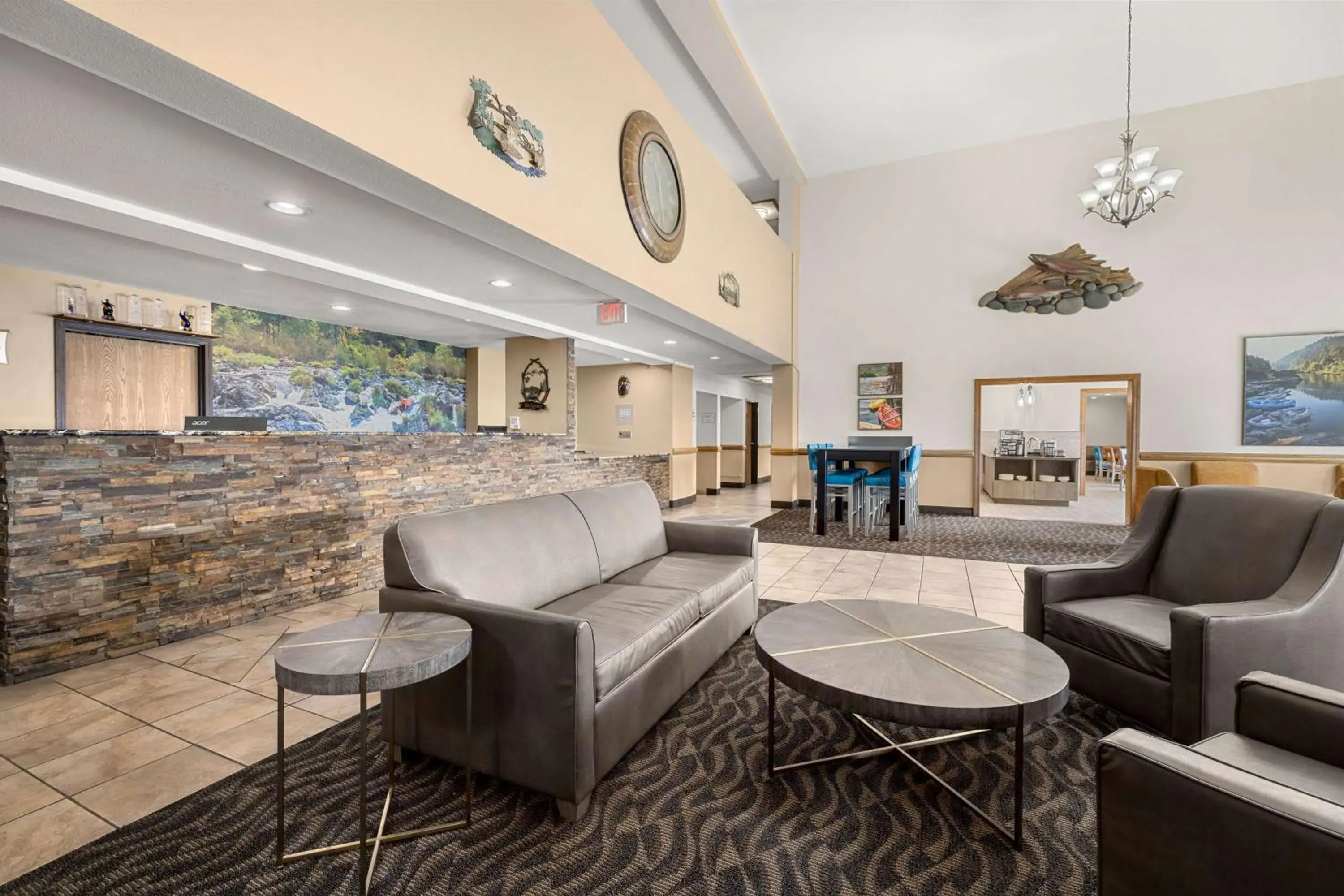 Lobby or reception in La Quinta by Wyndham Grants Pass Lobby or reception in La Quinta by Wyndham Grants Pass