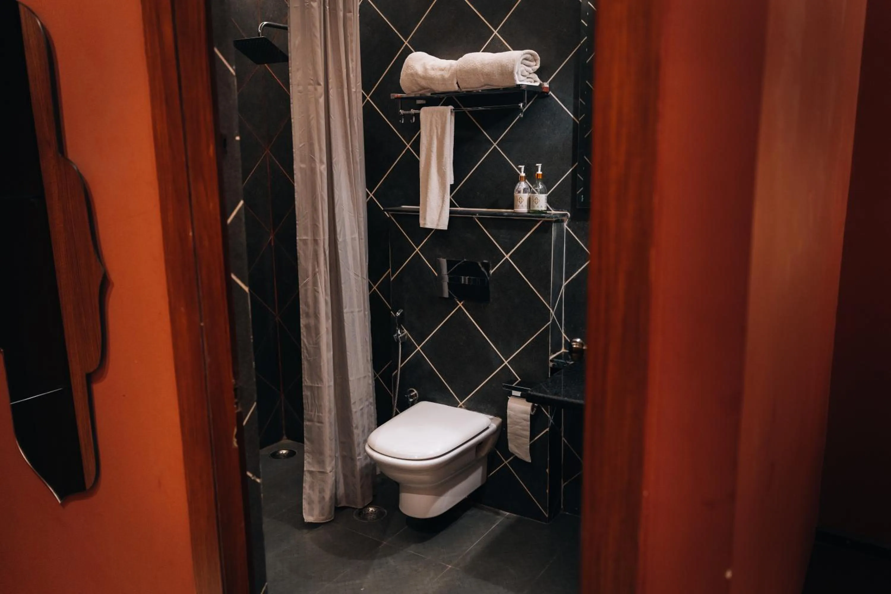 Shower in Ekaa Villa near Taj Mahal