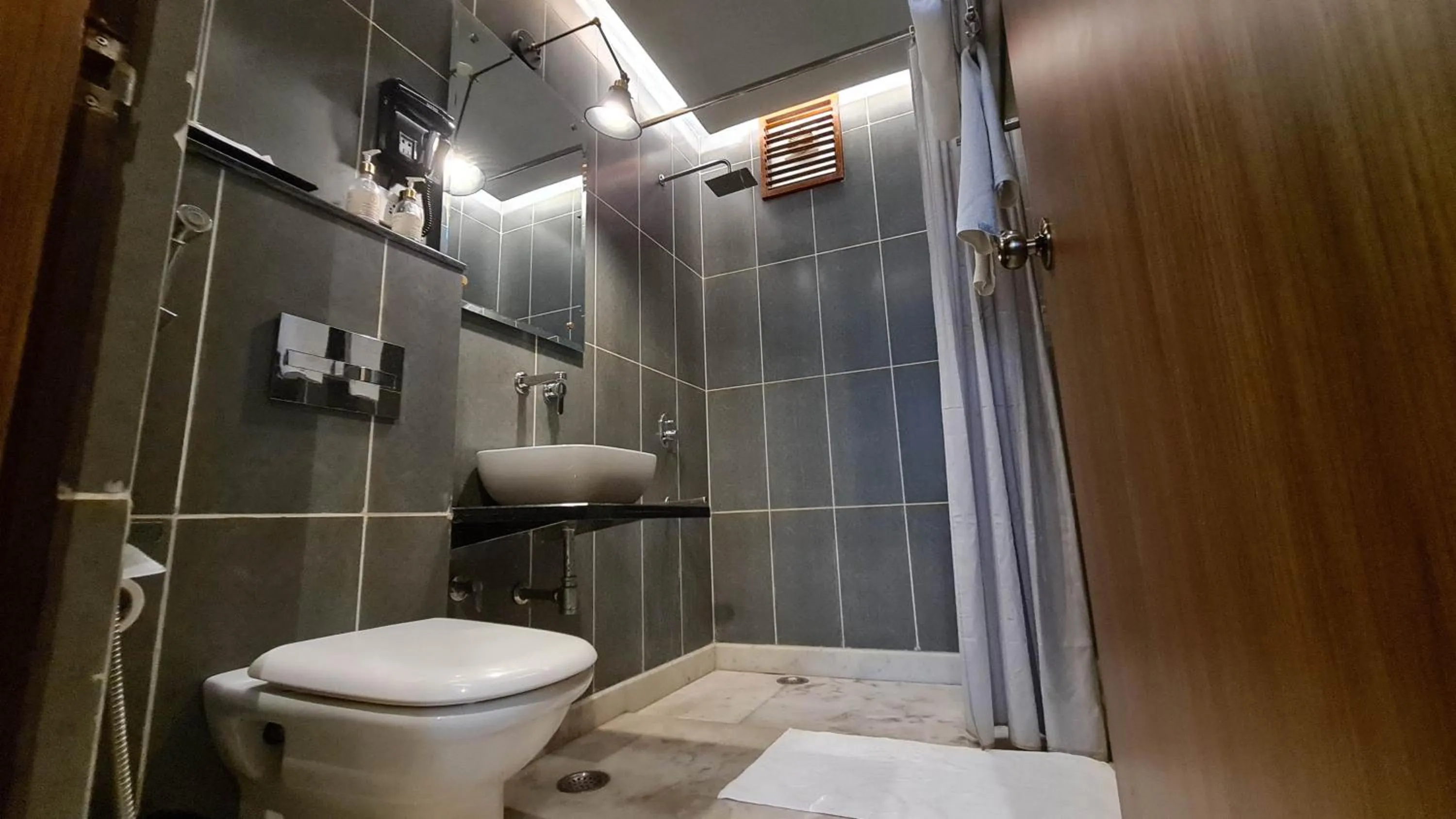 Bathroom in Ekaa Villa near Taj Mahal