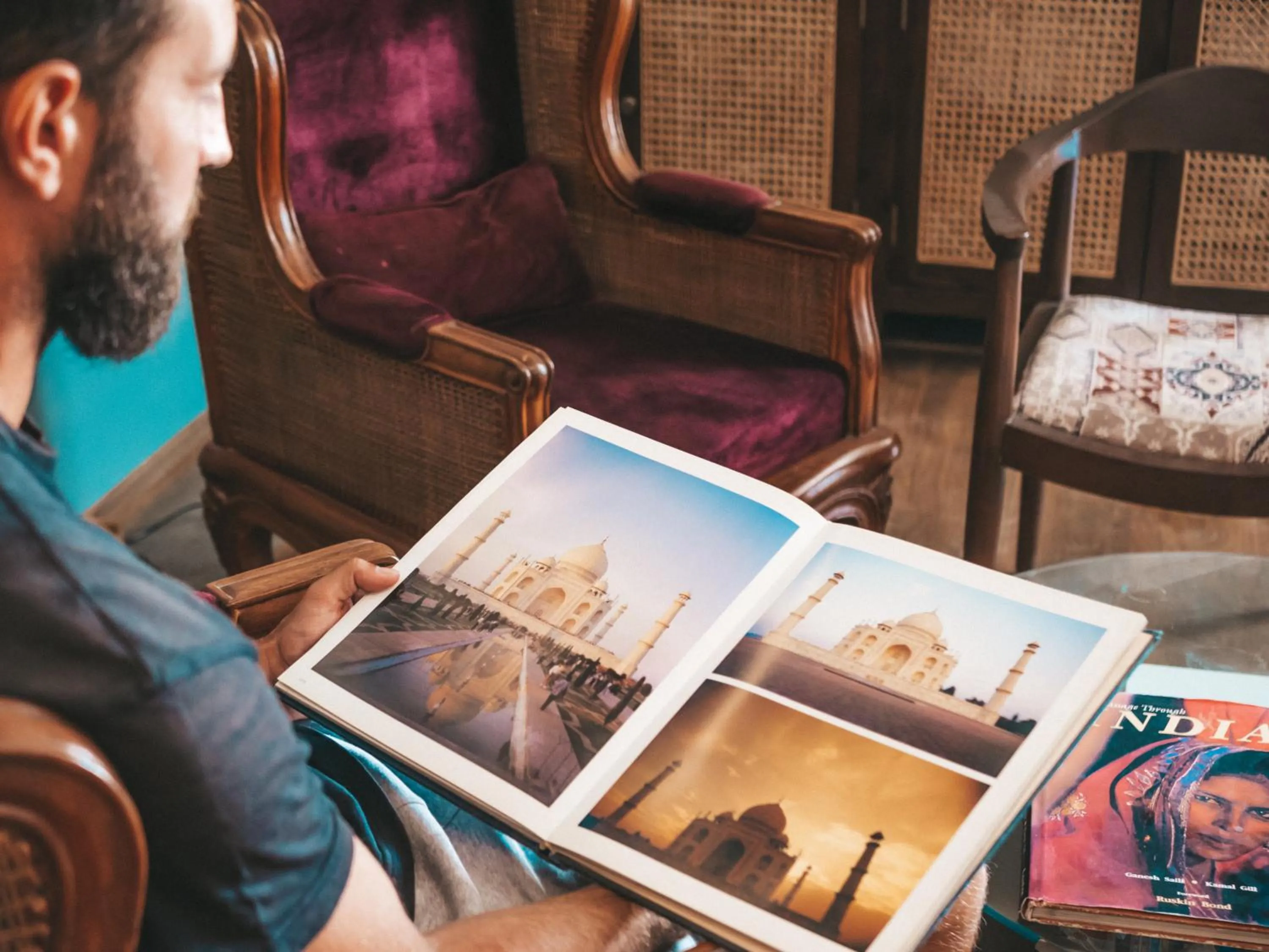 Communal lounge/ TV room in Ekaa Villa near Taj Mahal