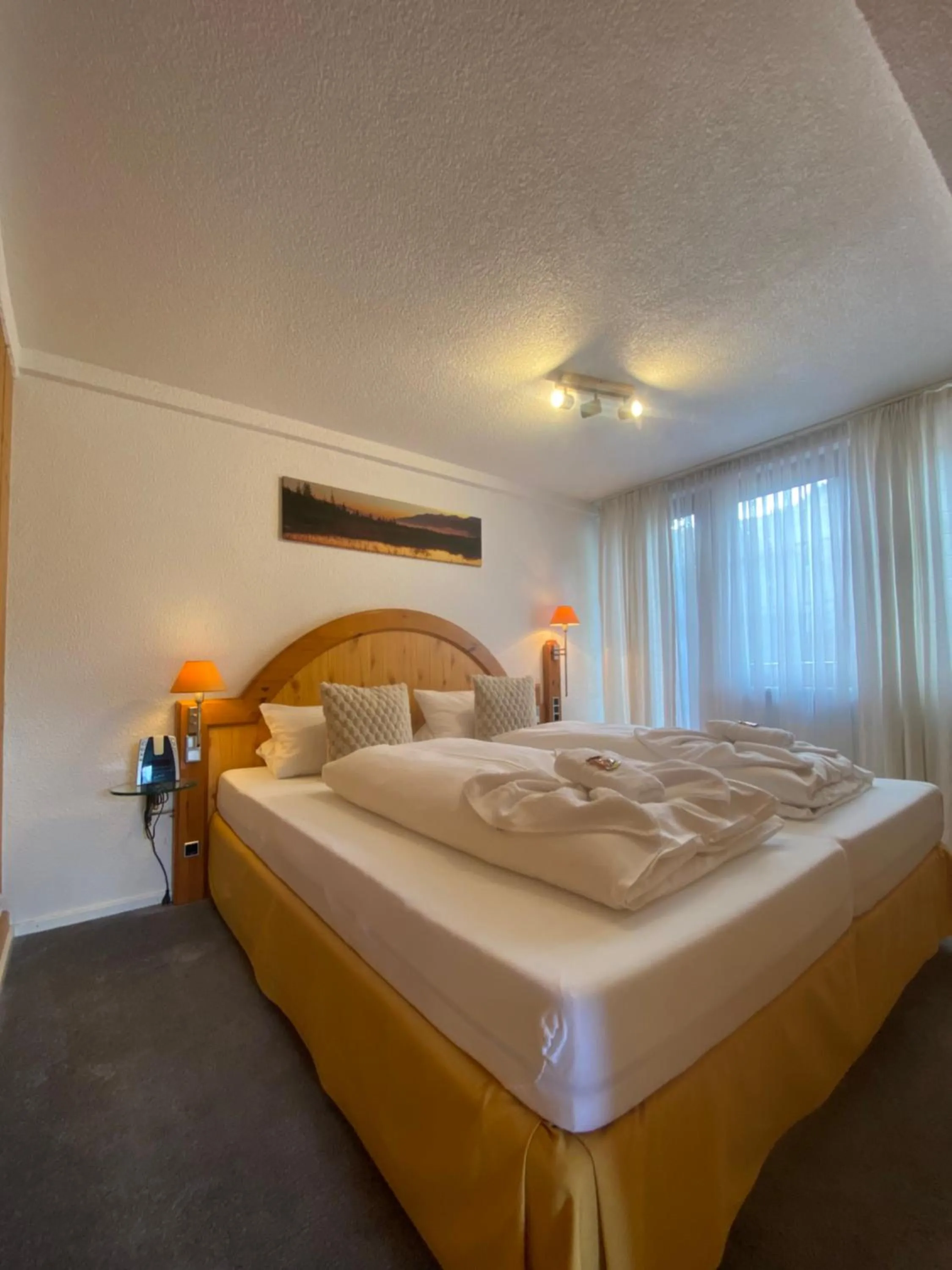 Bedroom, Bed in Hotel Hirschen