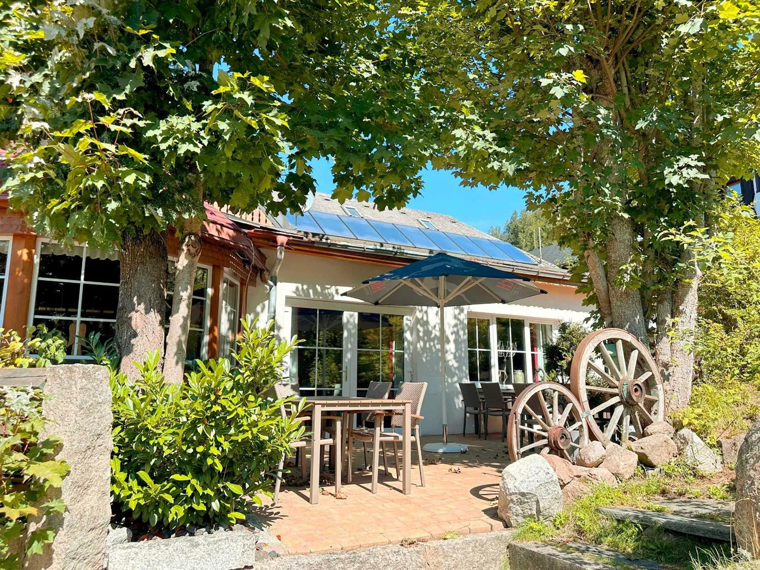 Restaurant/places to eat in Hotel Hirschen