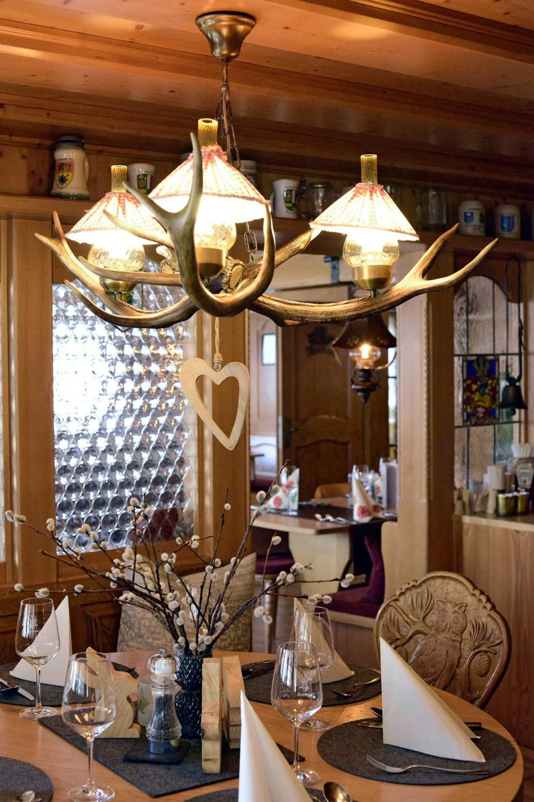 Restaurant/places to eat in Hotel Hirschen