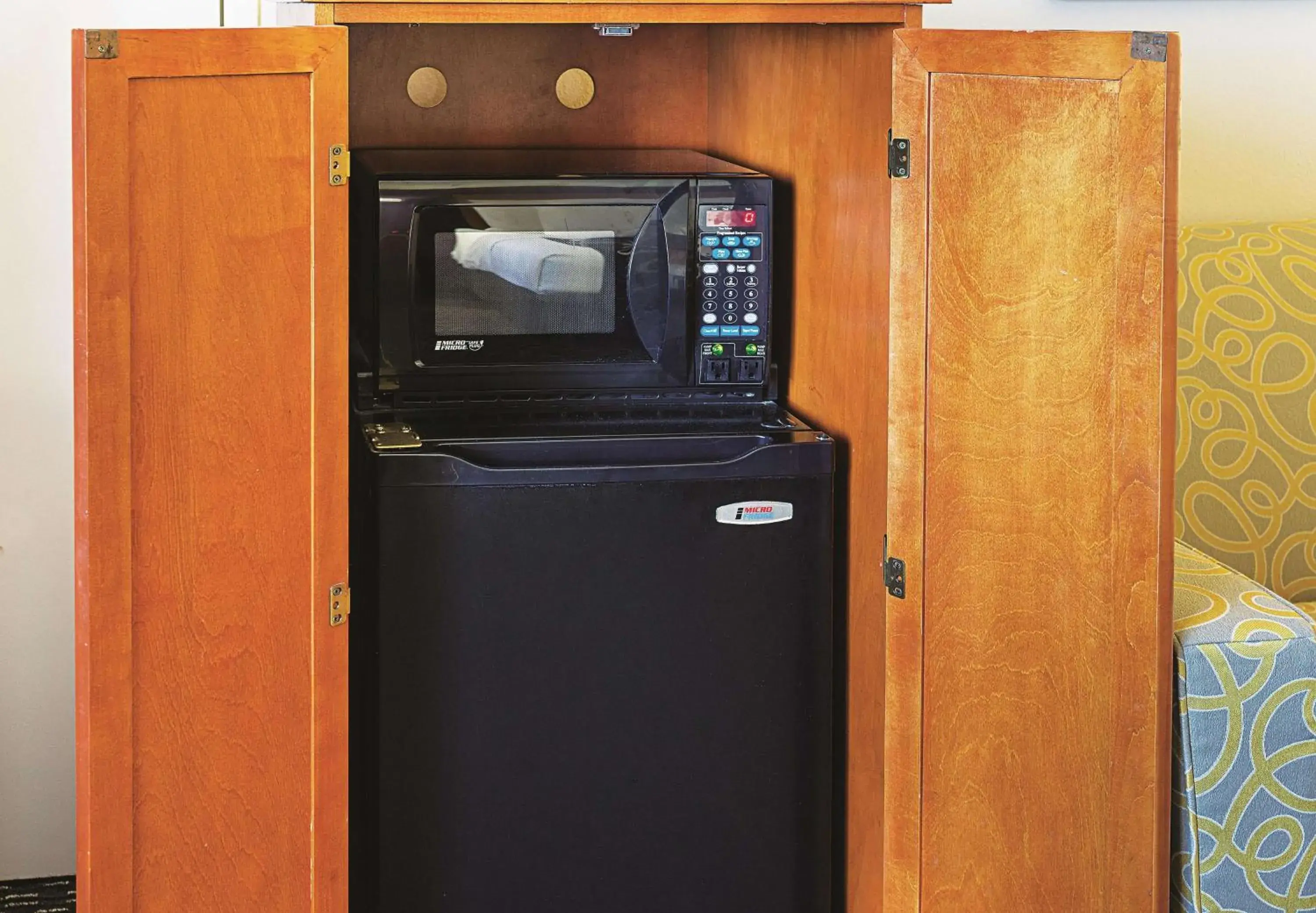 Photo of the whole room in La Quinta by Wyndham Baton Rouge Siegen Lane Photo of the whole room in La Quinta by Wyndham Baton Rouge Siegen Lane