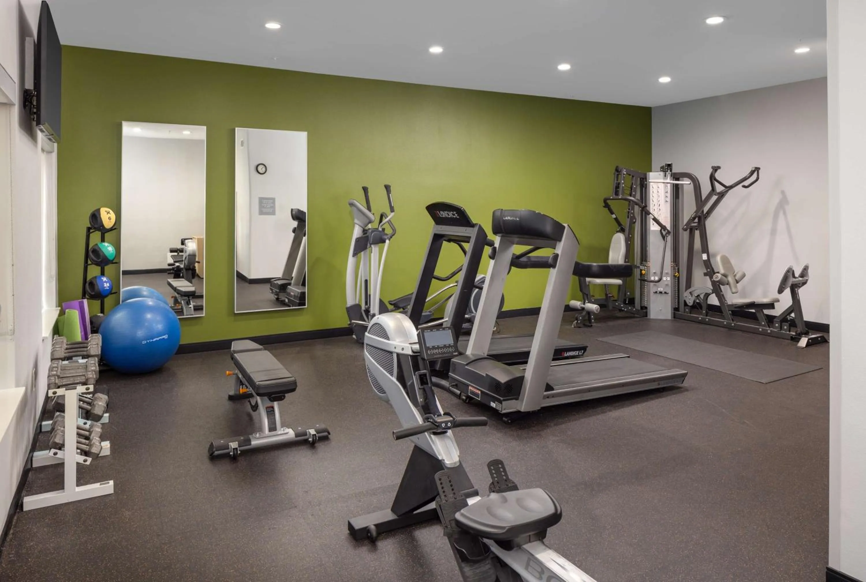 Fitness centre/facilities in Spark by Hilton Houston West Clay Road