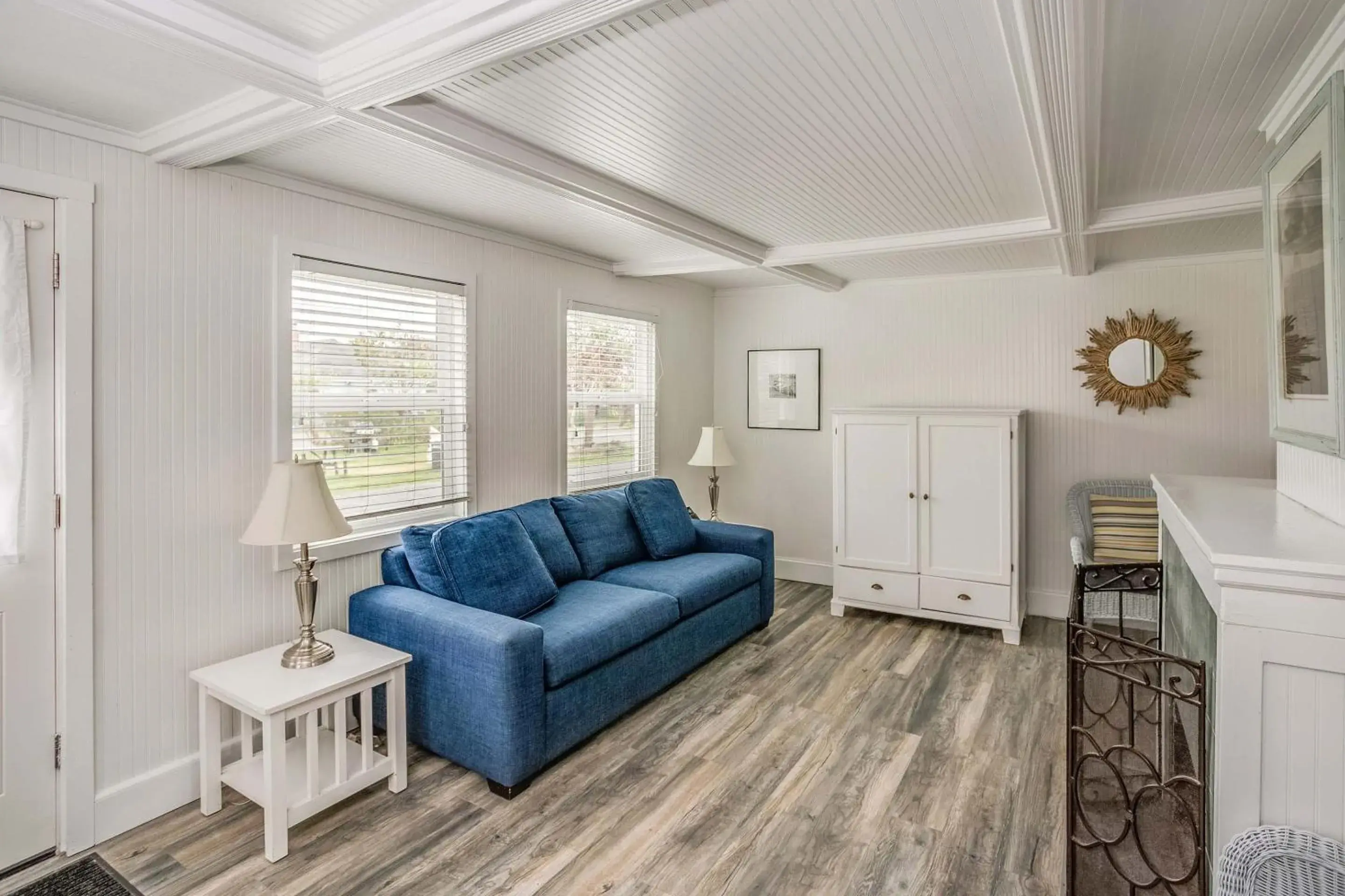 Living room in Cannon Beach Hotel Collection Living room in Cannon Beach Hotel Collection