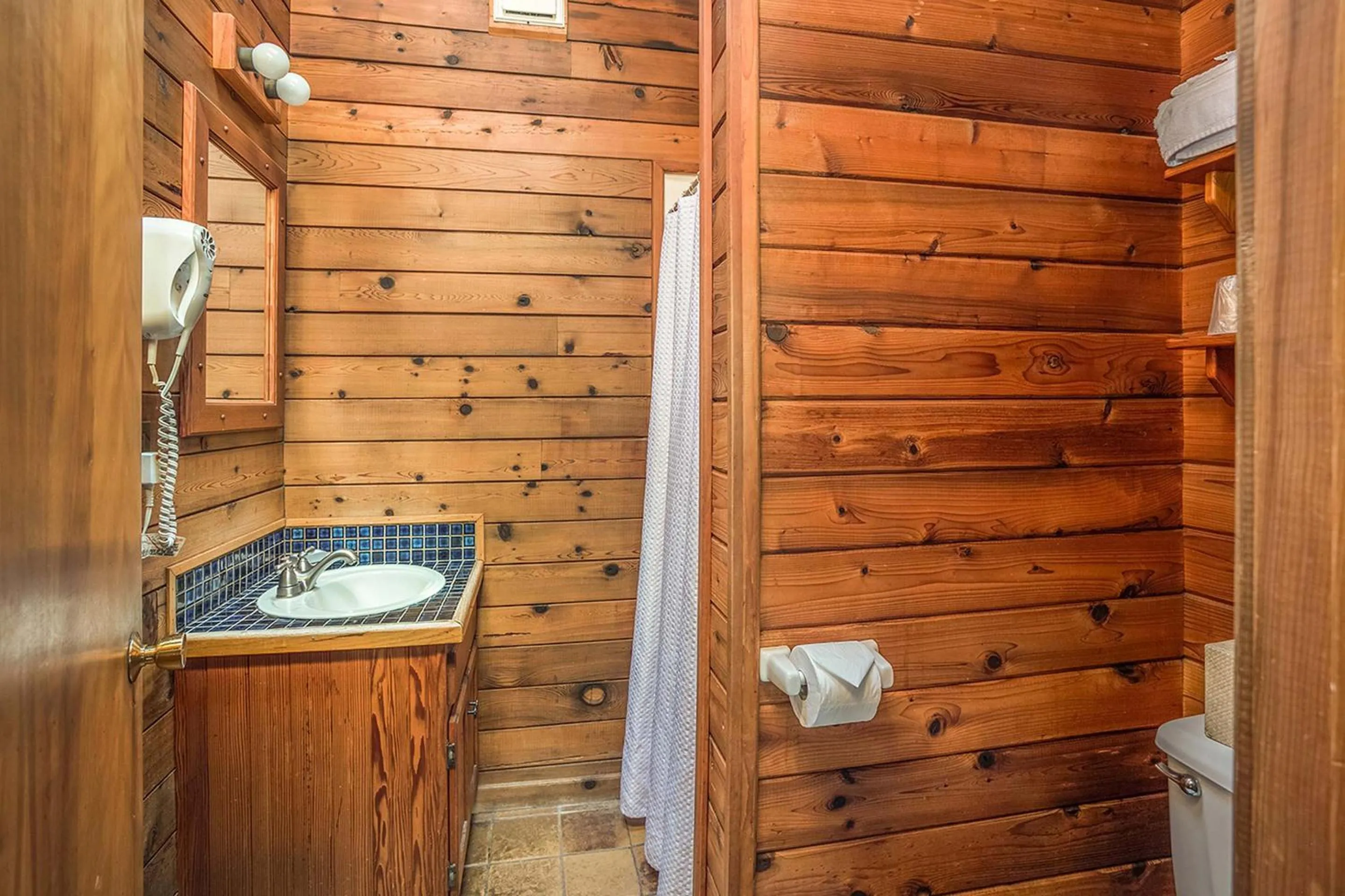 Bathroom in Cannon Beach Hotel Collection