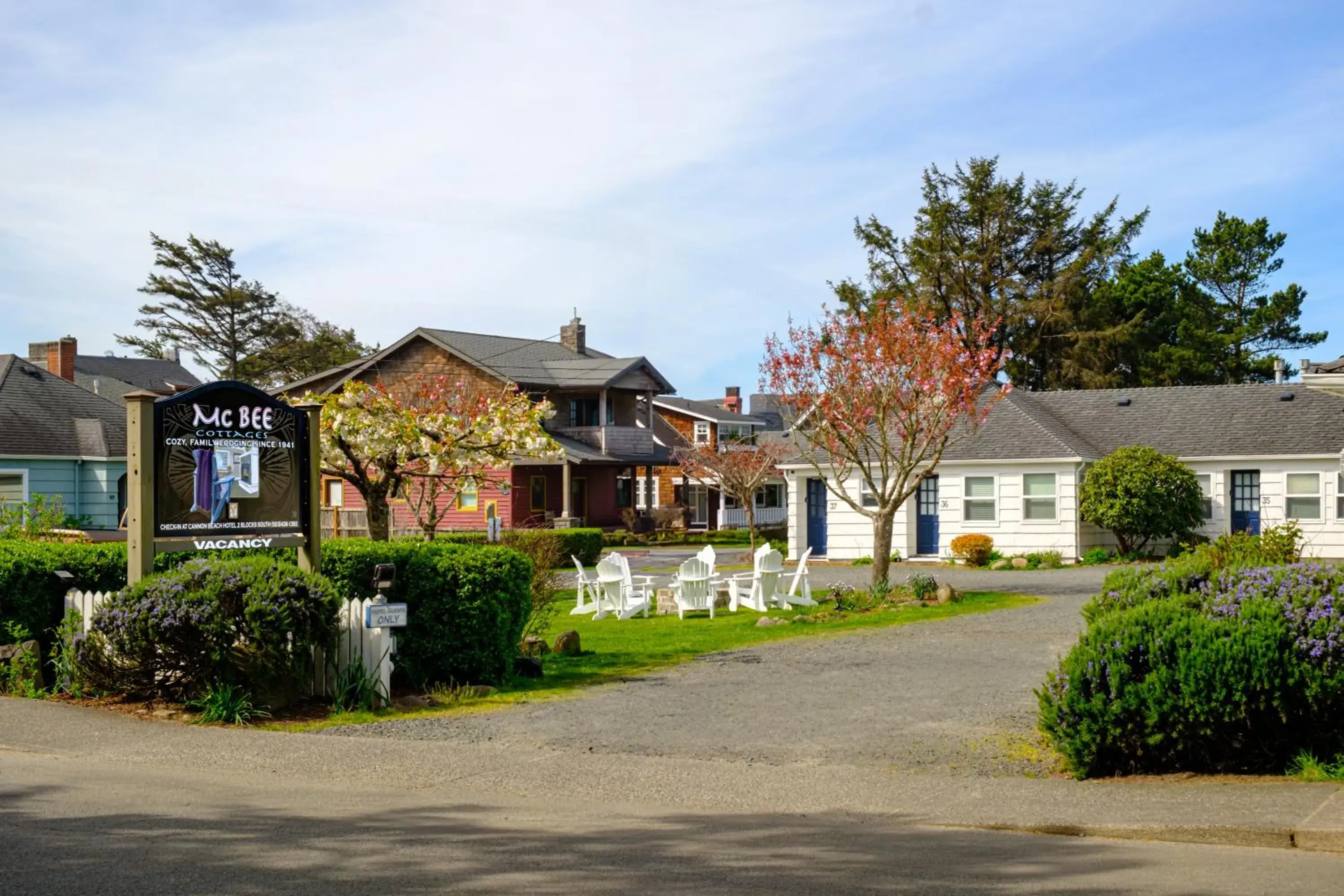 Property building in Cannon Beach Hotel Collection Property building in Cannon Beach Hotel Collection