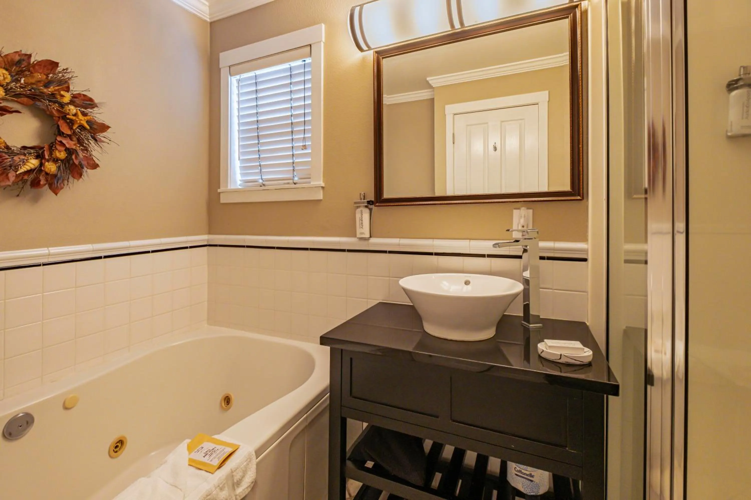 Bathroom in Cannon Beach Hotel Collection