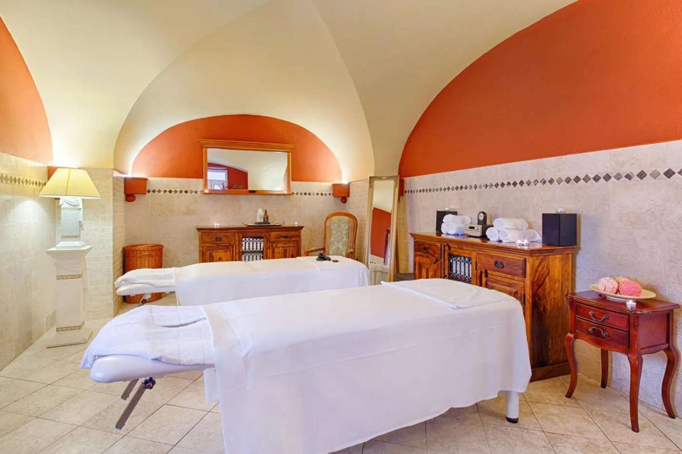 Massage, Bed in Hoffmeister Depandance