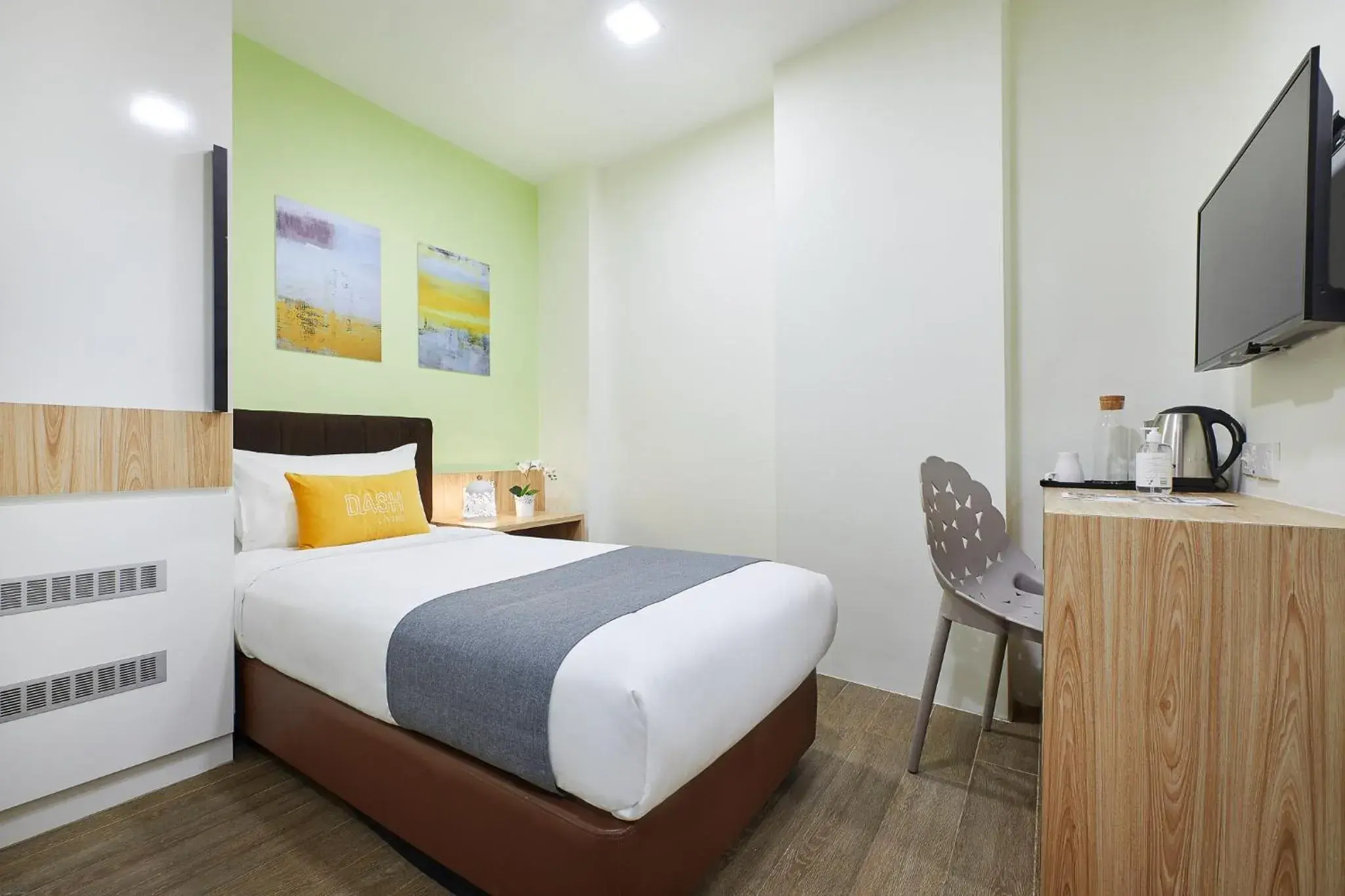 Bed in Dash Living on Mackenzie Bed in Dash Living on Mackenzie