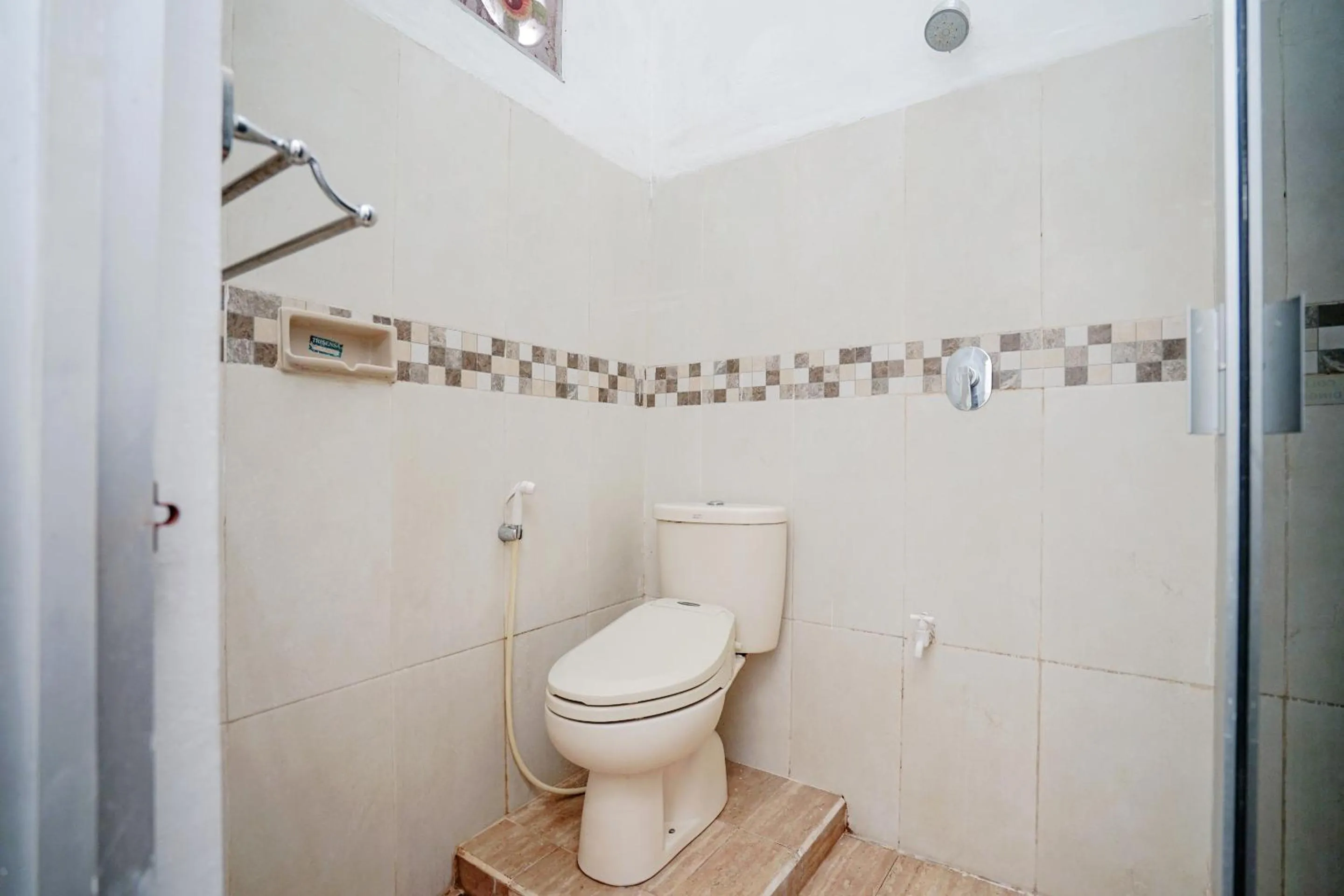 Bathroom in KoolKost near Palembang Icon Mall 4