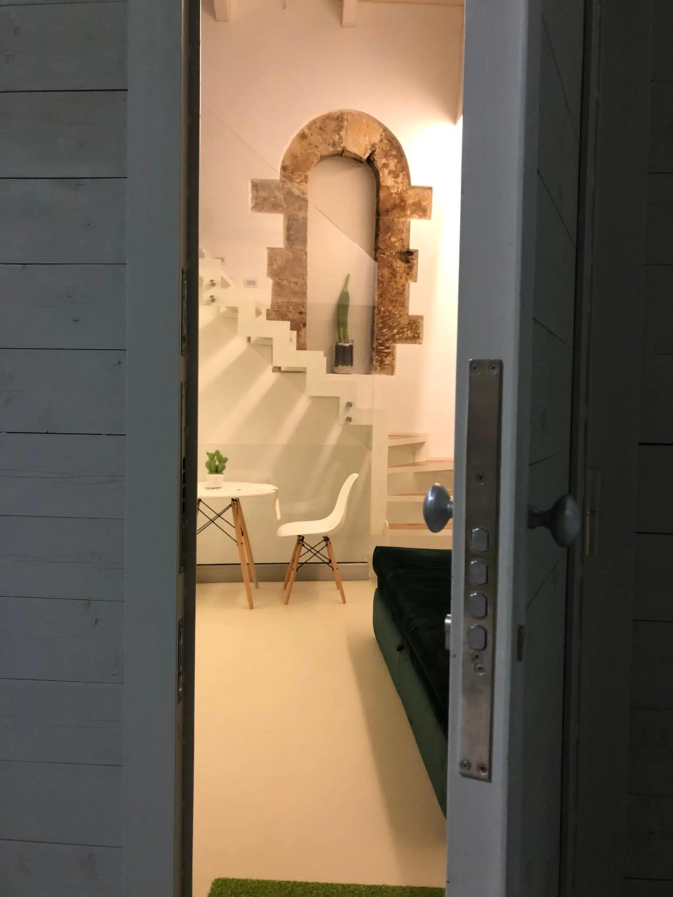 Facade/entrance in Suite61