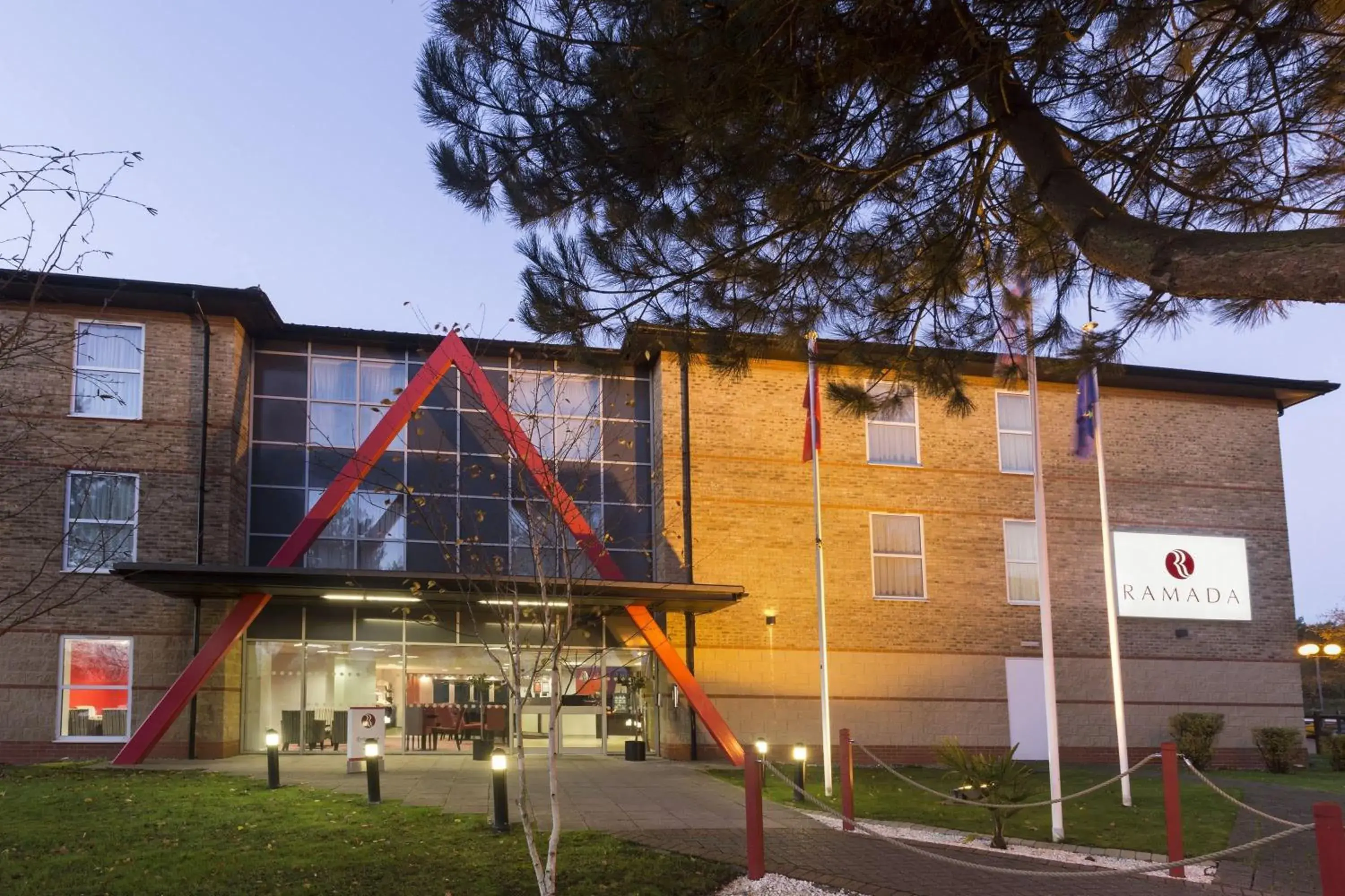 Ramada London Stansted Airport Ramada London Stansted Airport